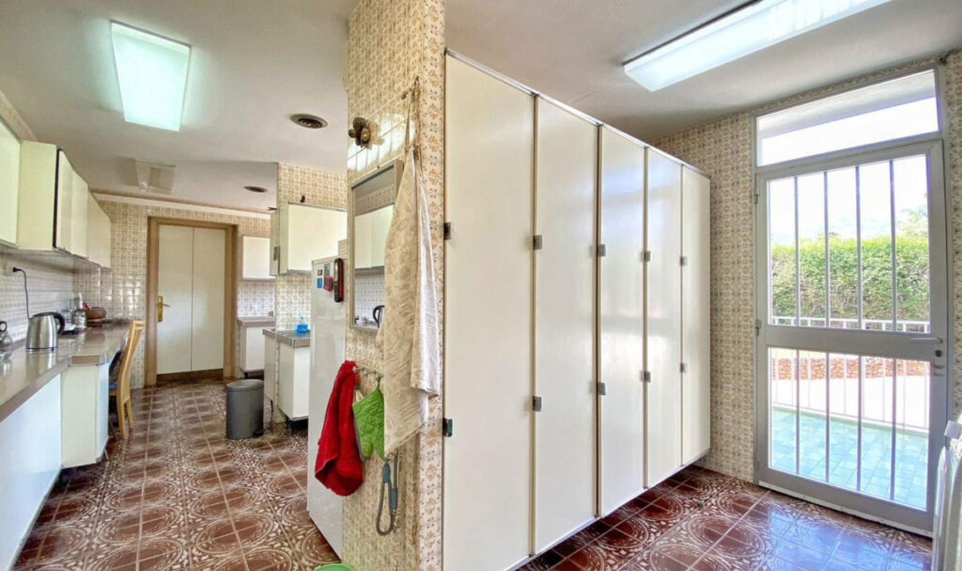 Resale - House -
Marbella