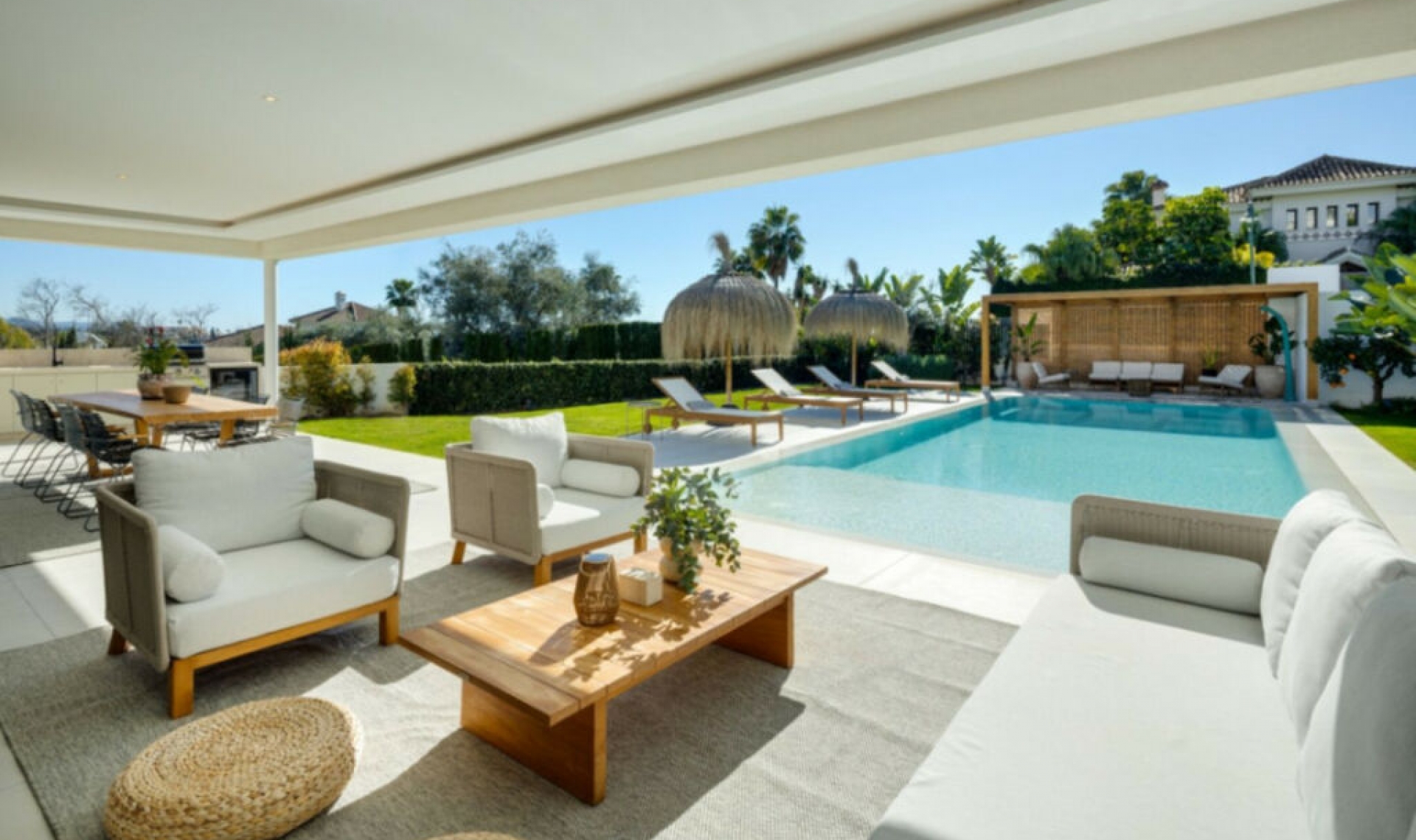 Resale - House -
Marbella