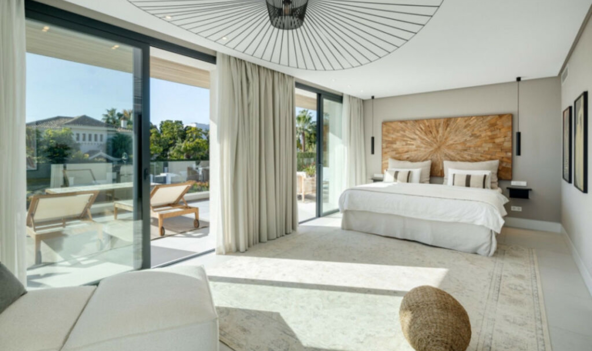 Resale - House -
Marbella