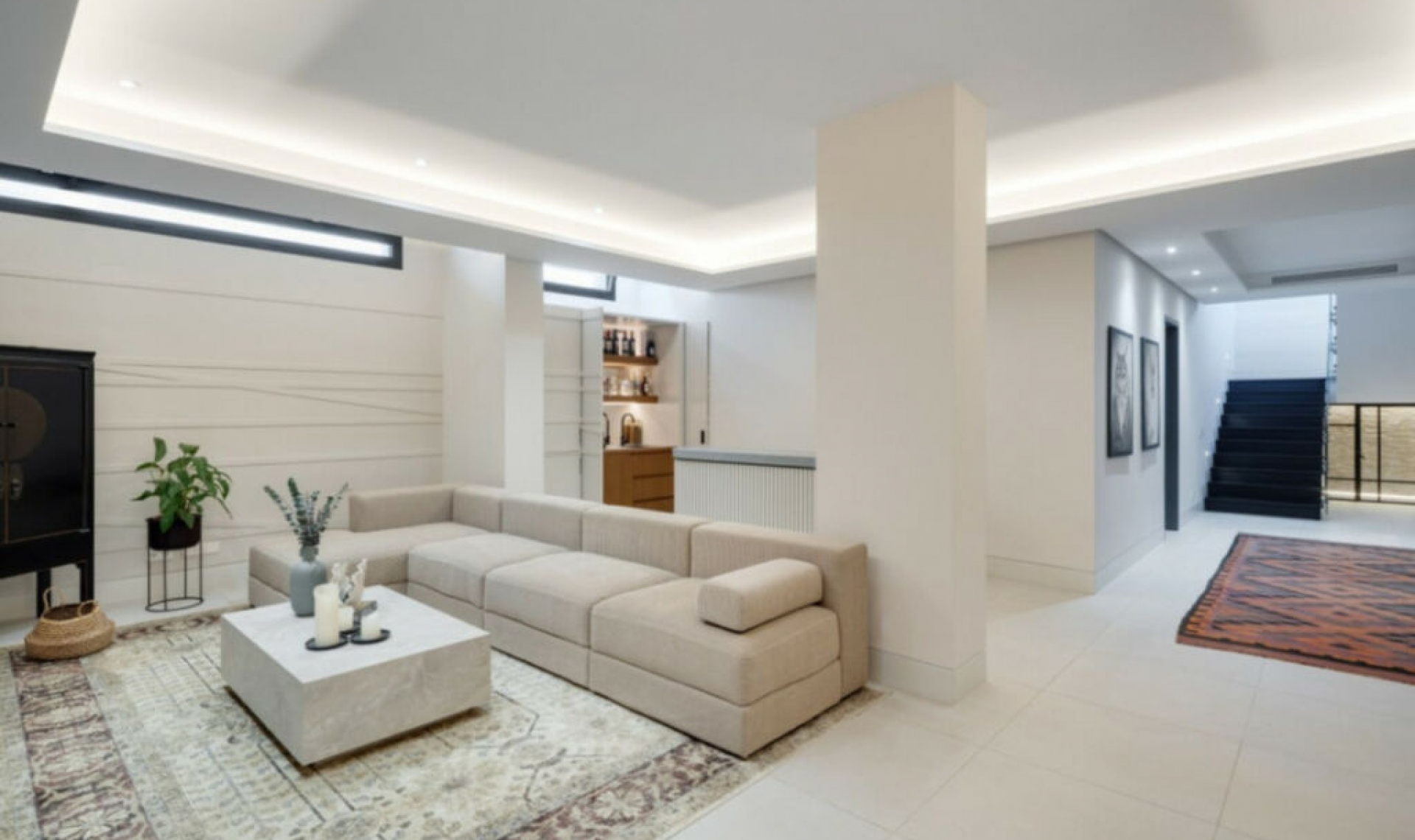 Resale - House -
Marbella