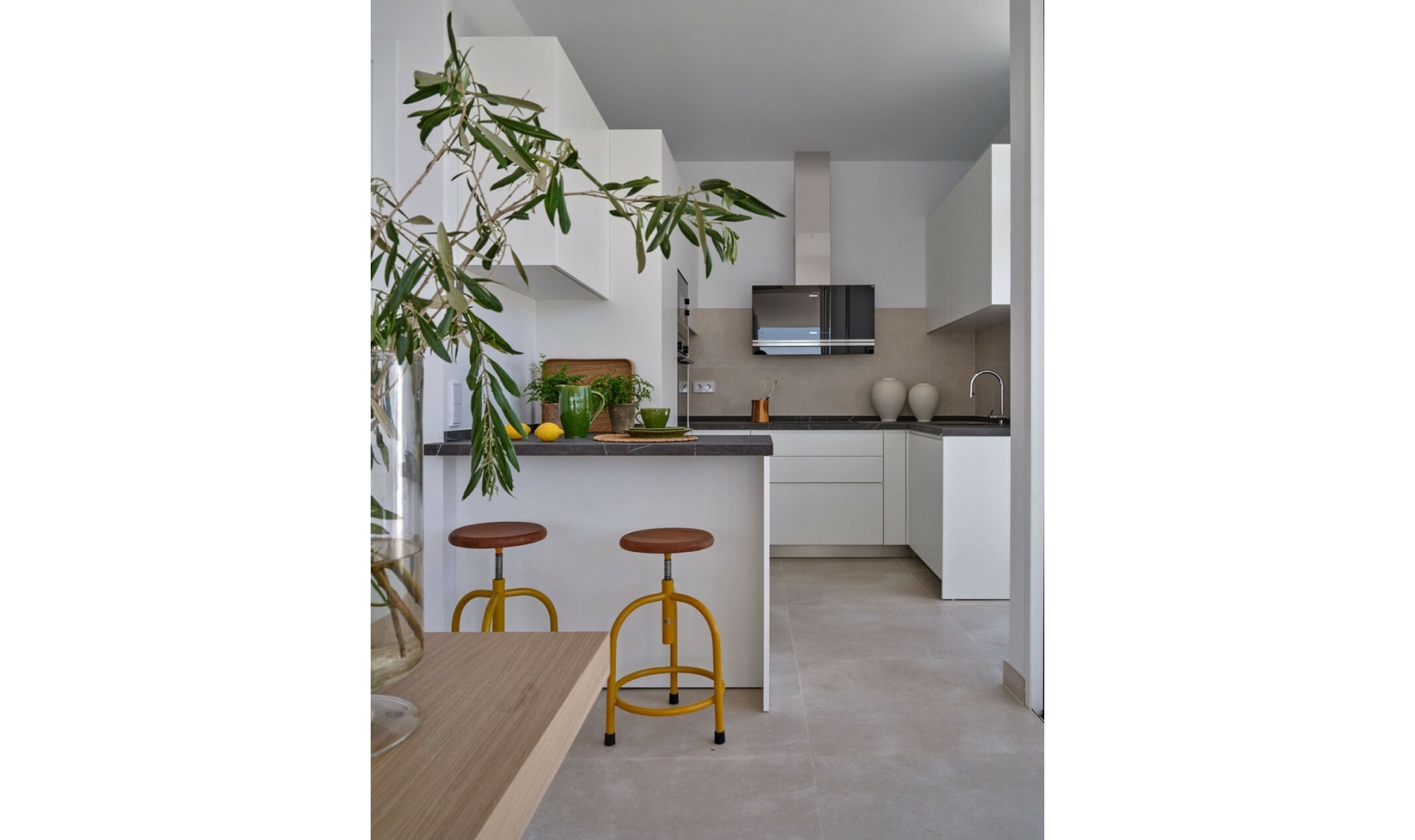 Resale - House -
Marbella