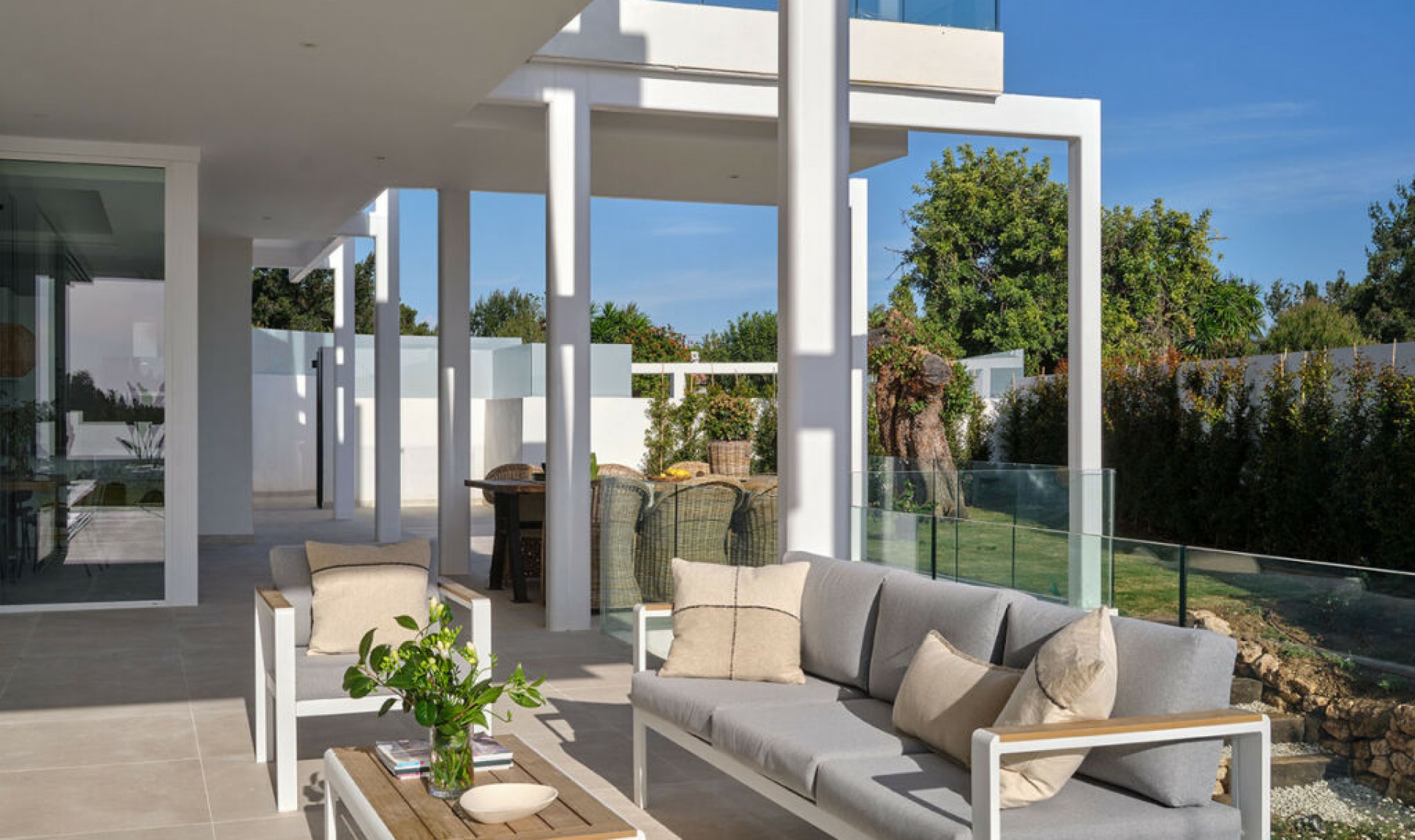 Resale - House -
Marbella