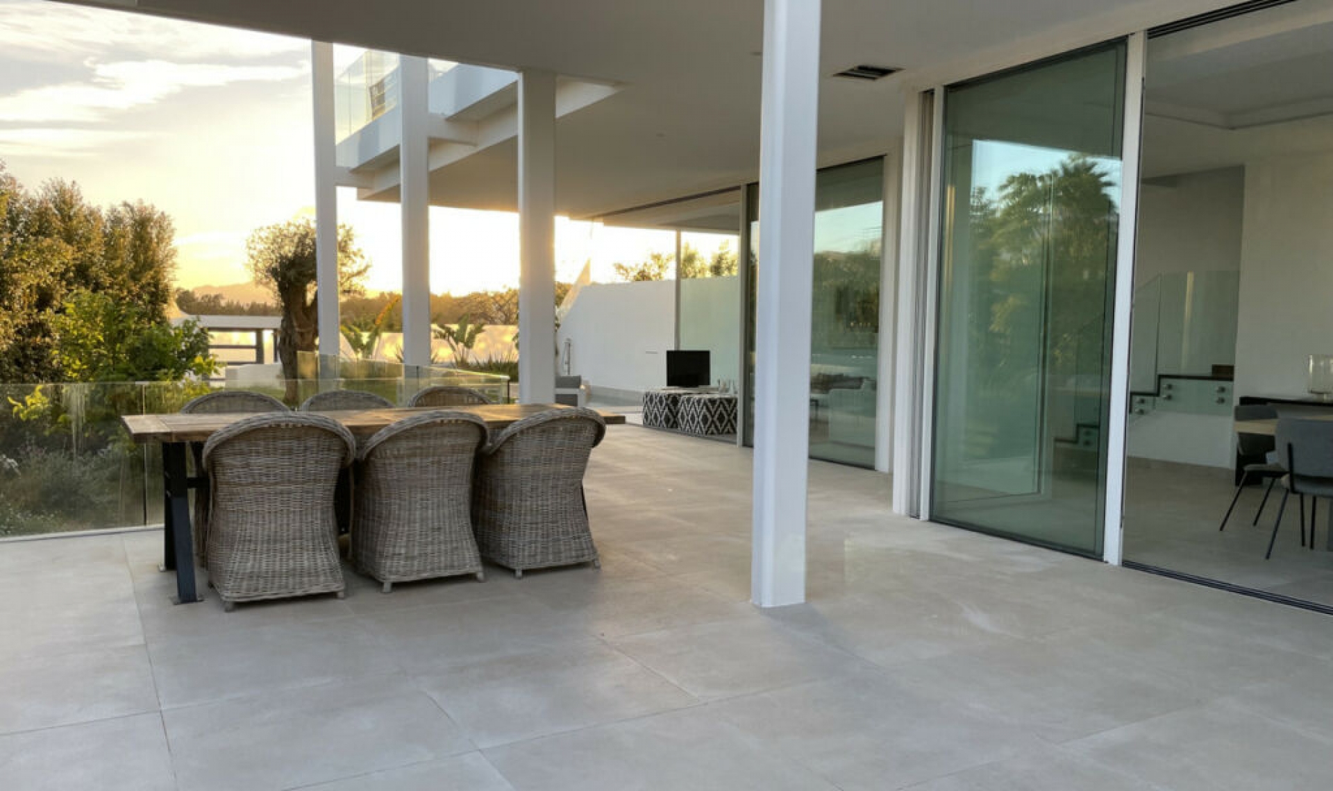 Resale - House -
Marbella