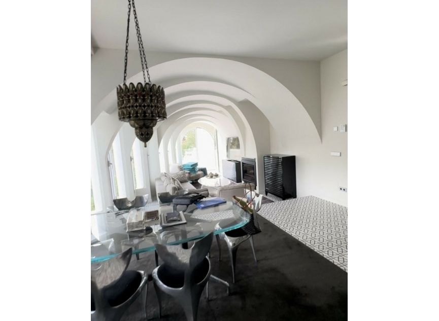 Resale - House -
Marbella