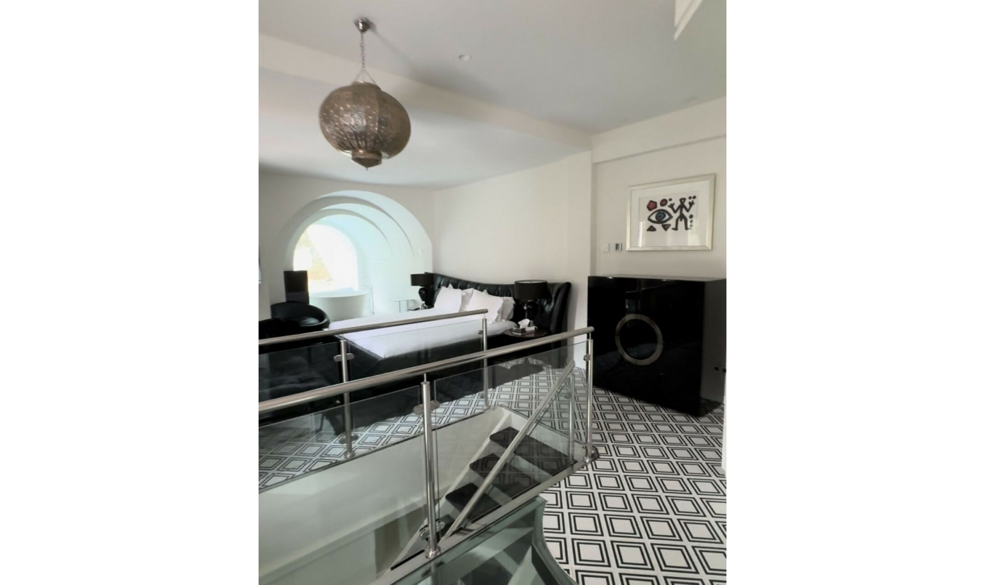 Resale - House -
Marbella