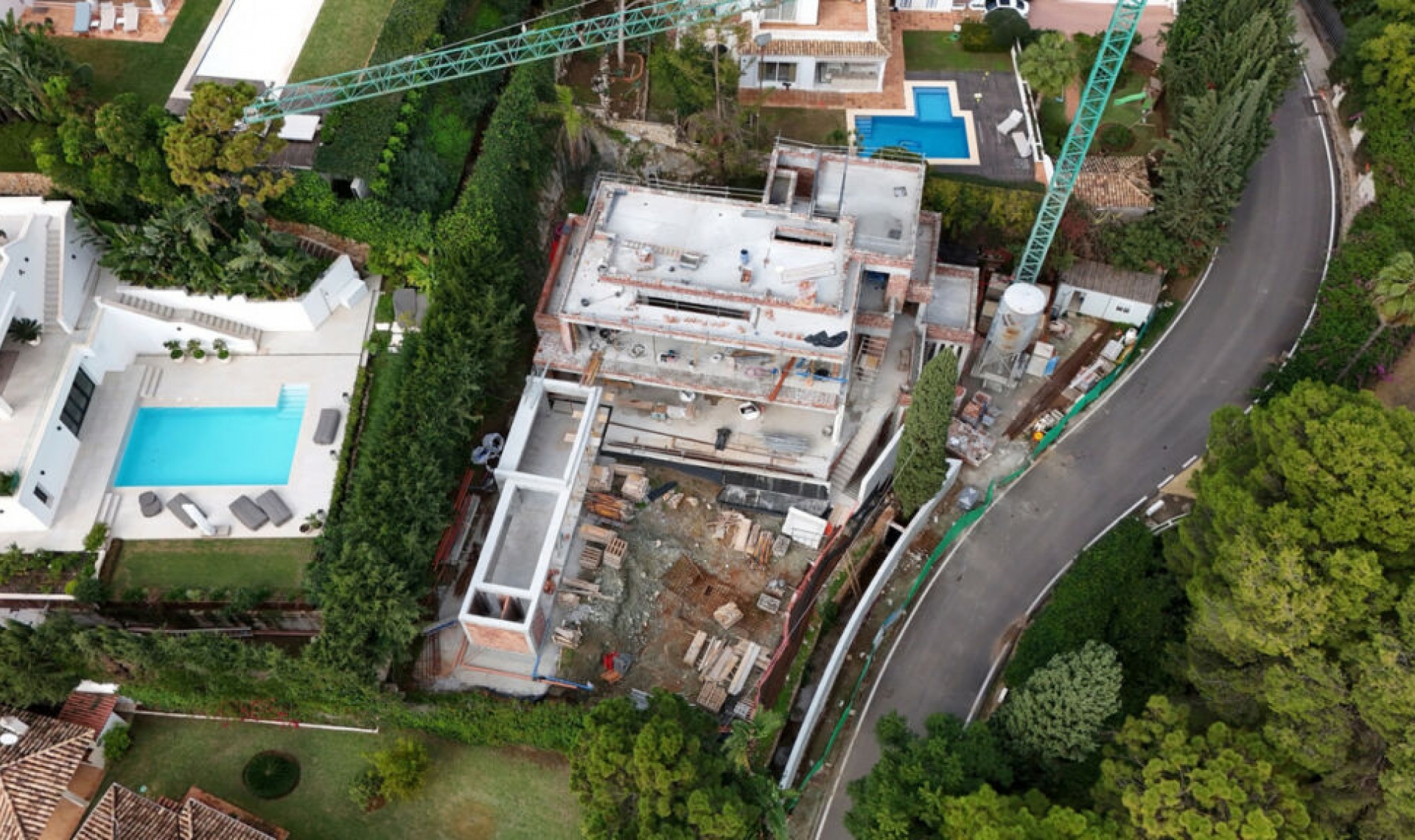 Resale - House -
Marbella