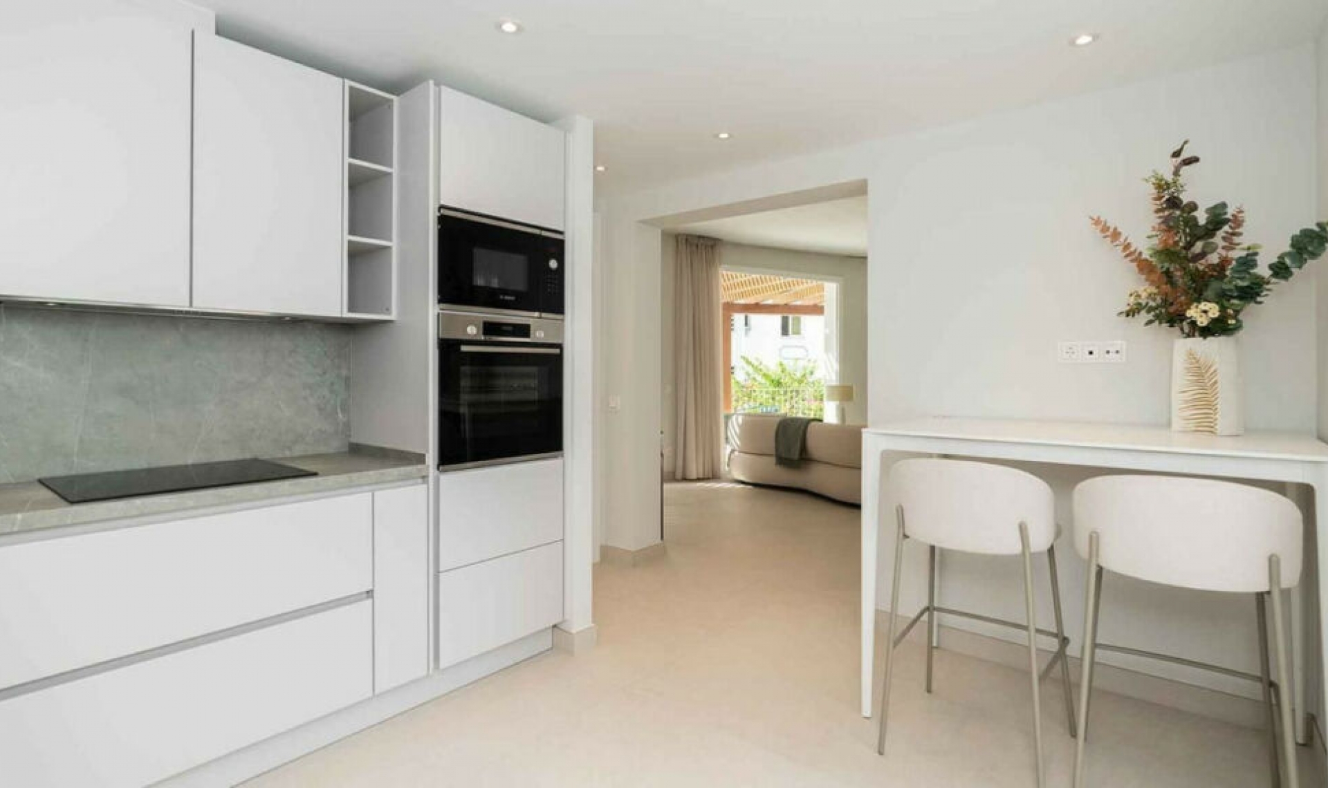 Resale - House -
Marbella