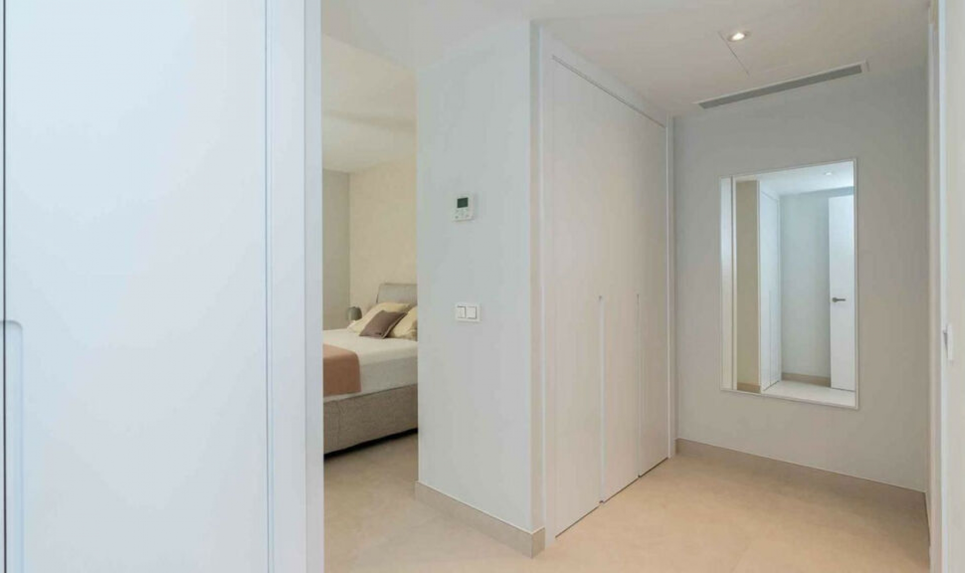 Resale - House -
Marbella