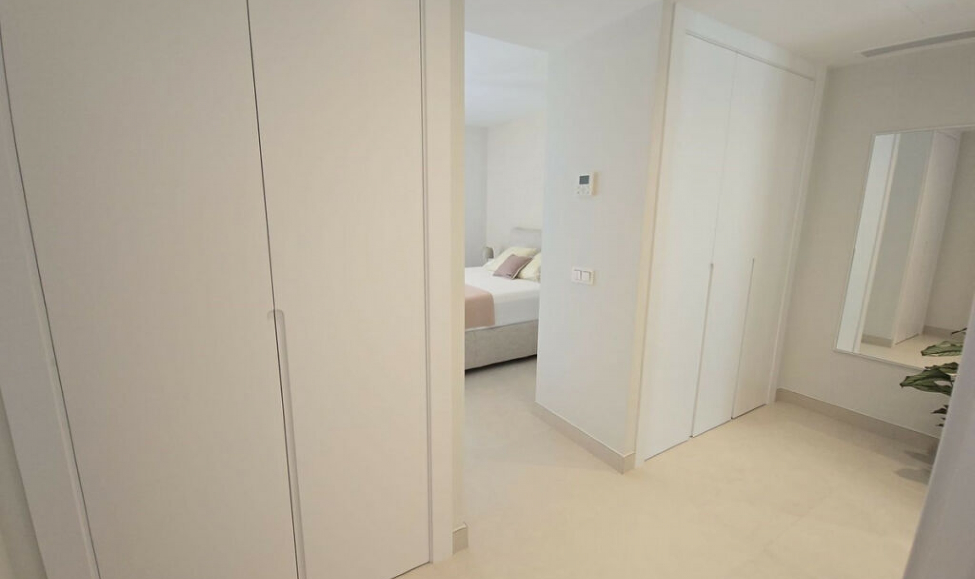 Resale - House -
Marbella