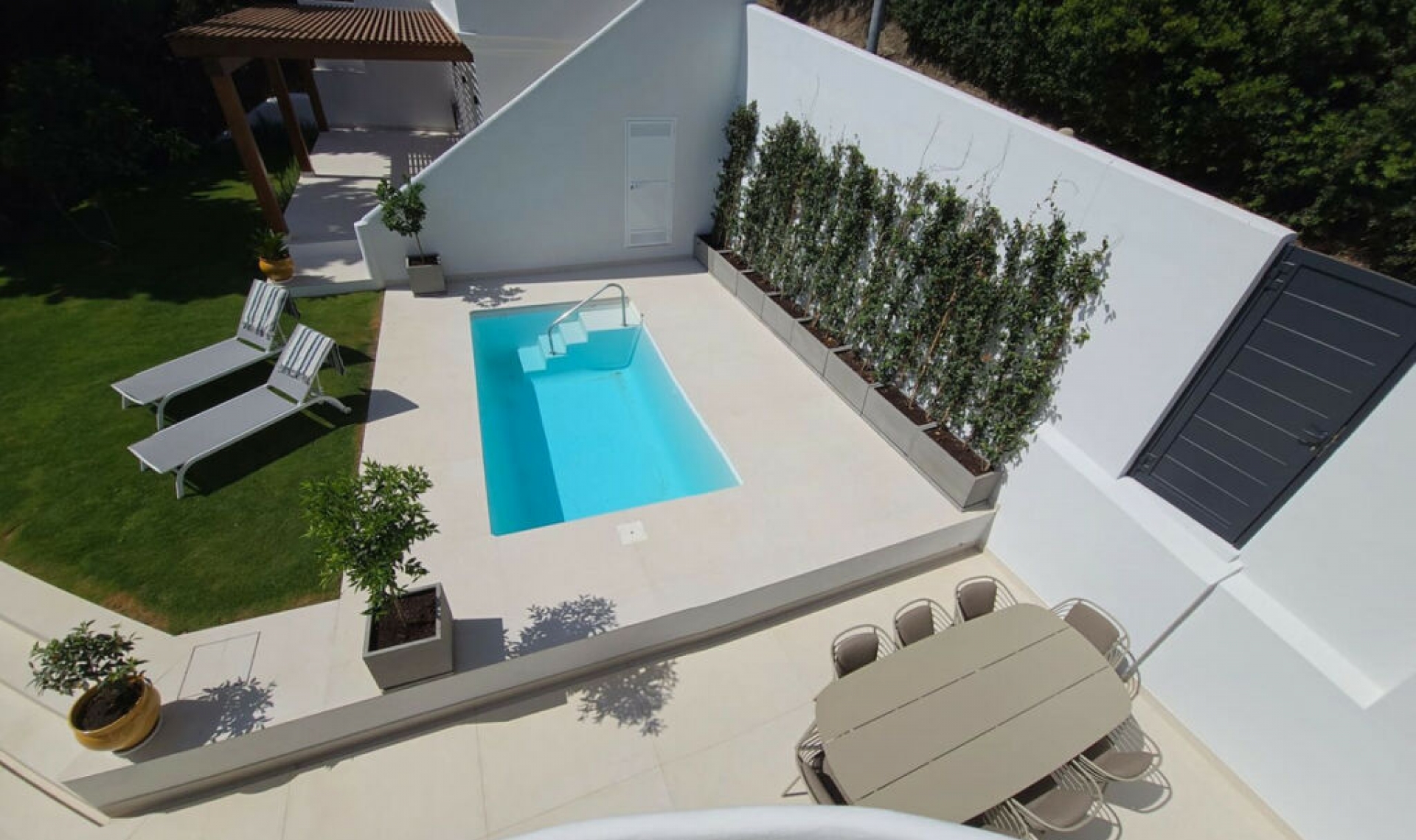 Resale - House -
Marbella