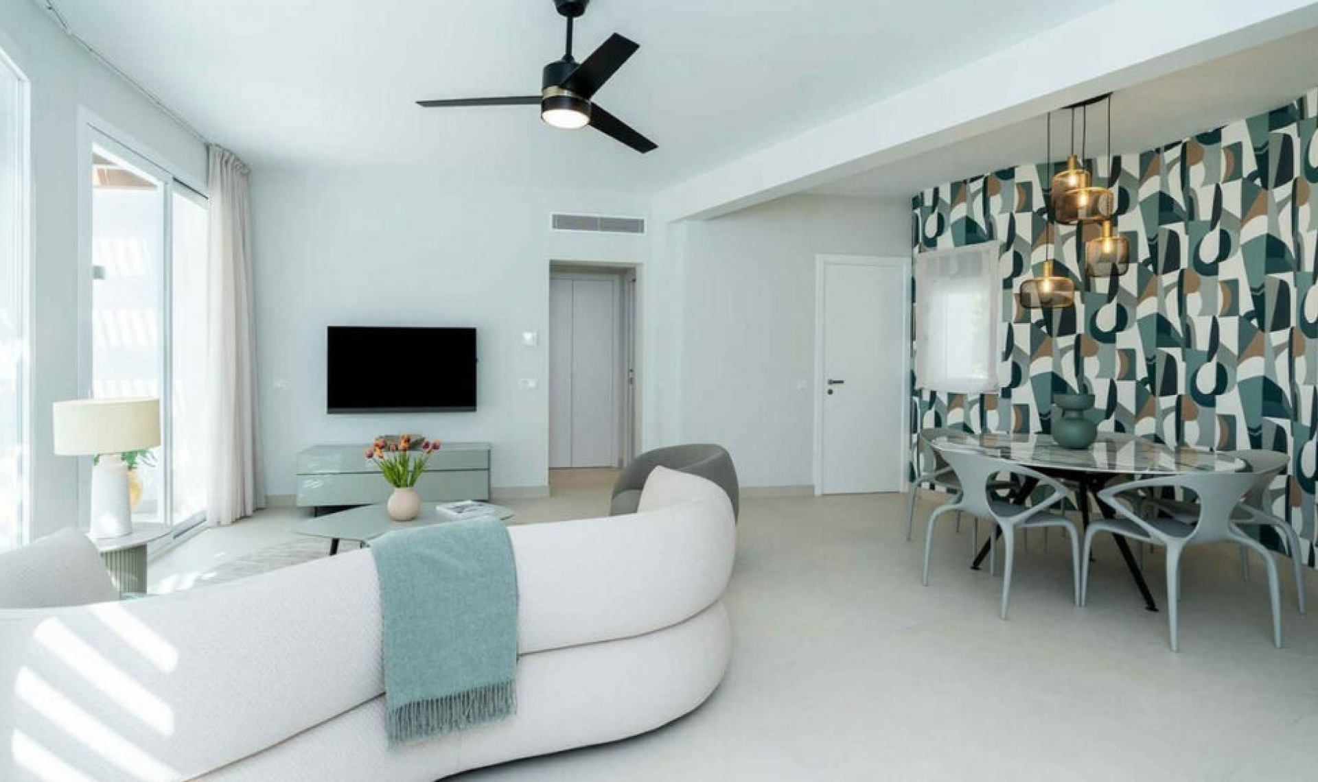 Resale - House -
Marbella