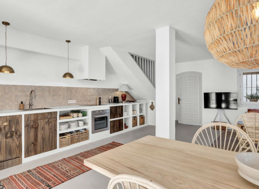 Resale - House -
Marbella