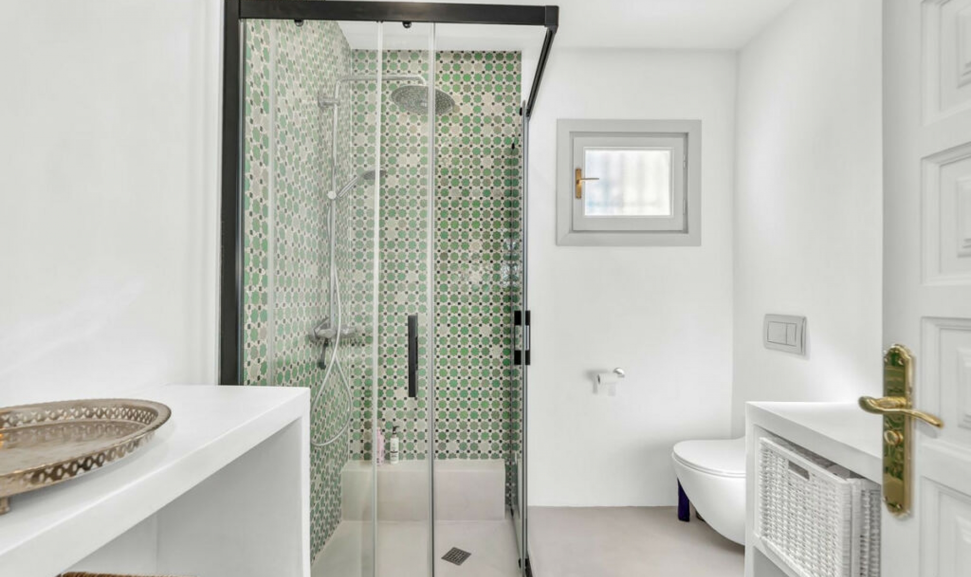 Resale - House -
Marbella