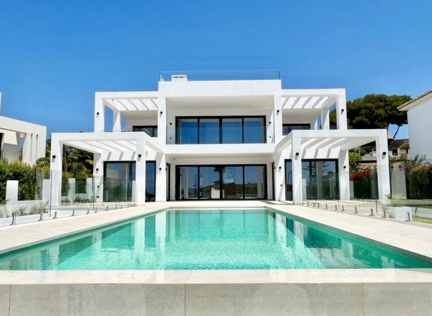 Resale - House -
Marbella