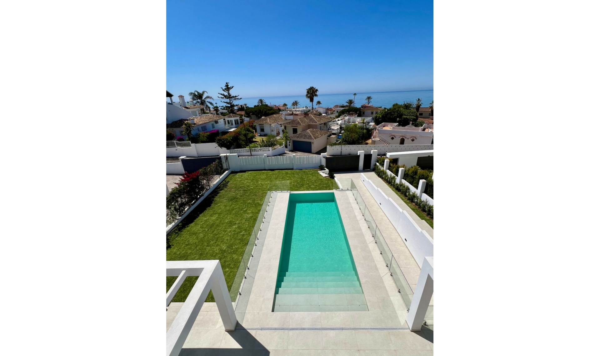 Resale - House -
Marbella