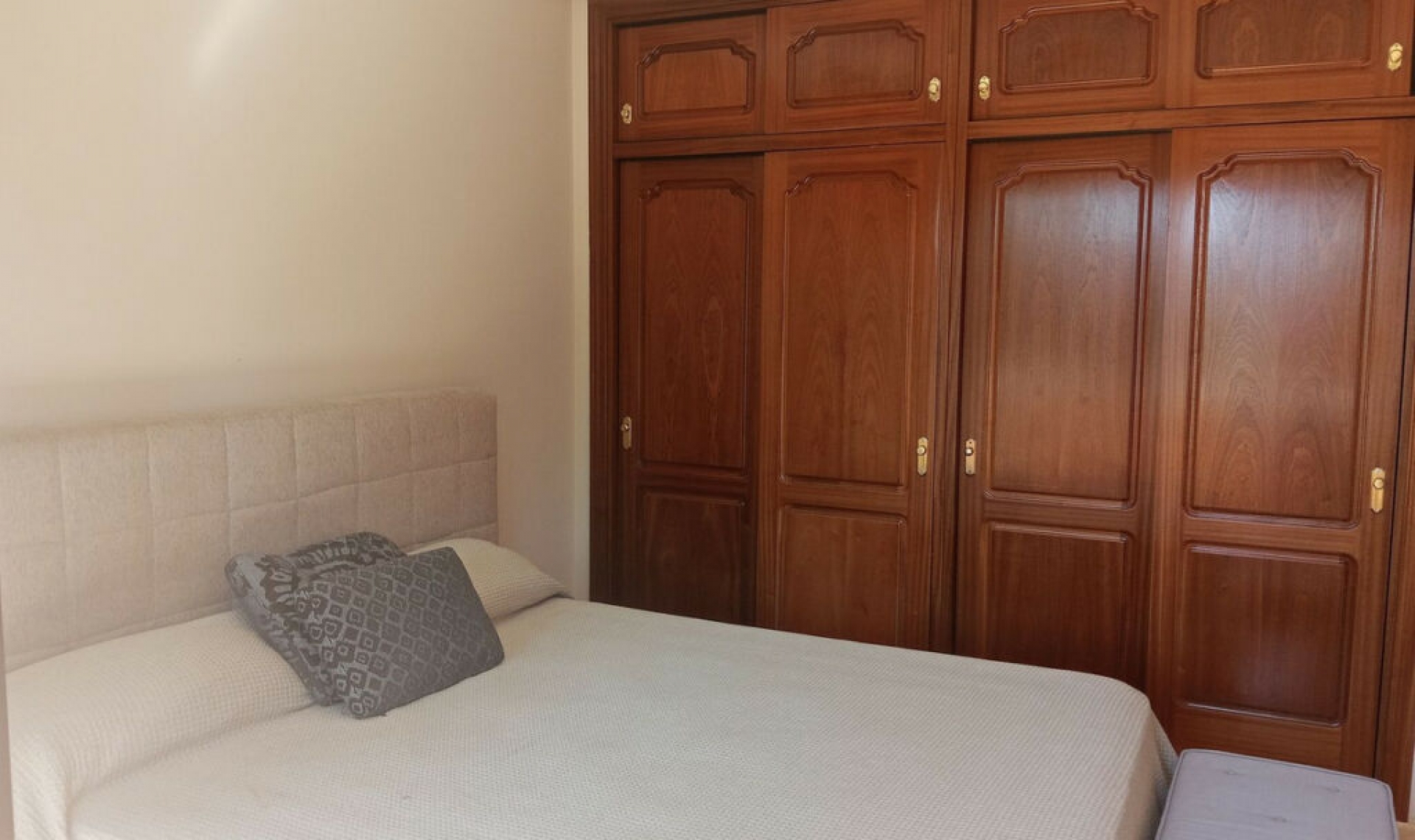 Resale - House -
Marbella