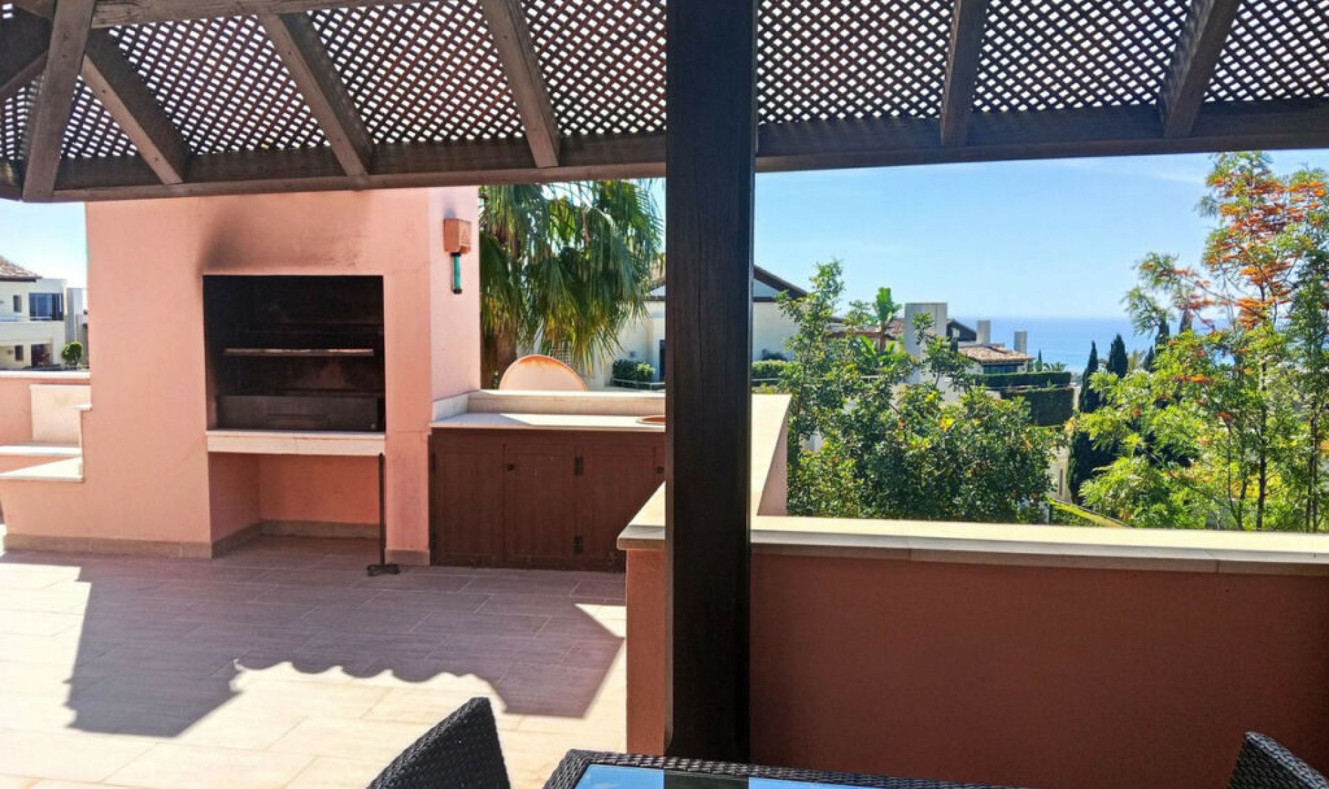 Resale - House -
Marbella