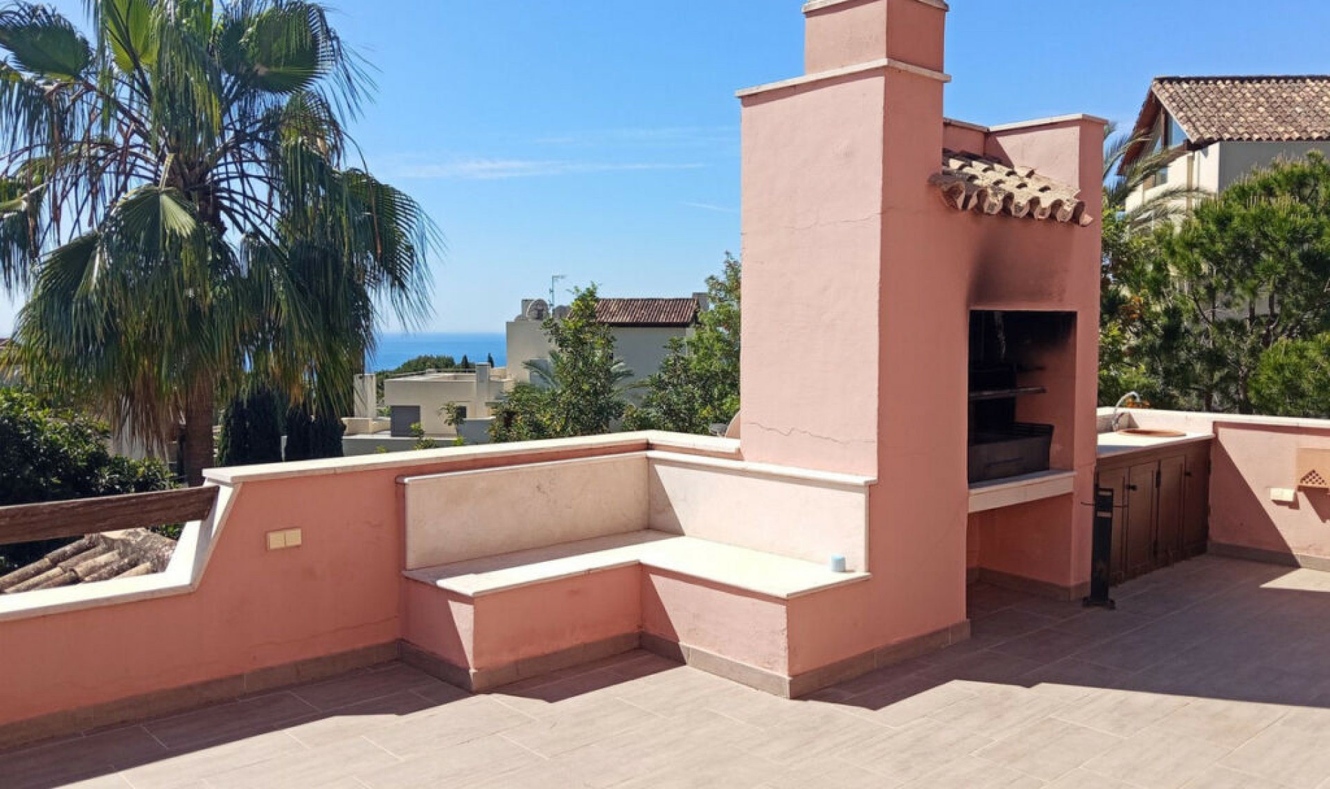 Resale - House -
Marbella