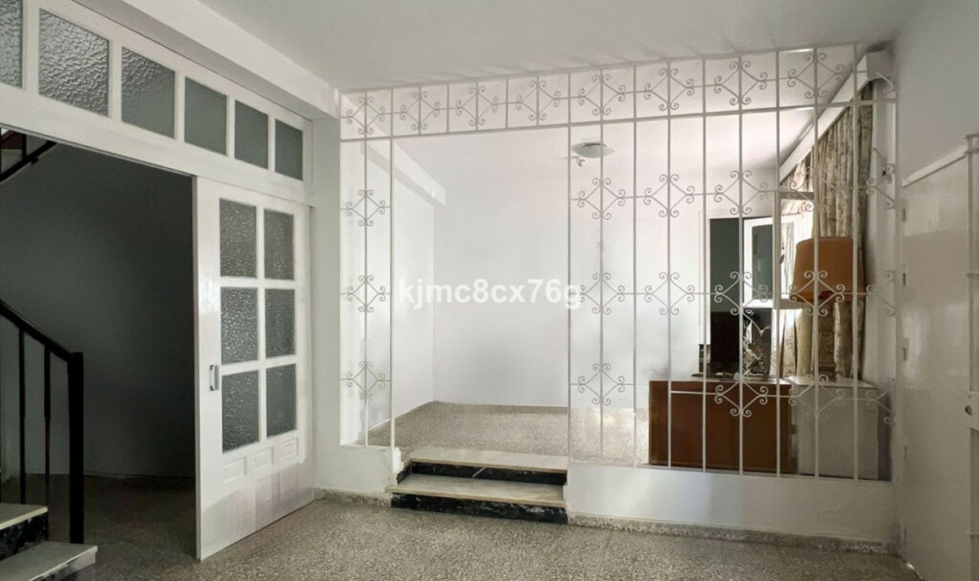 Resale - House -
Marbella