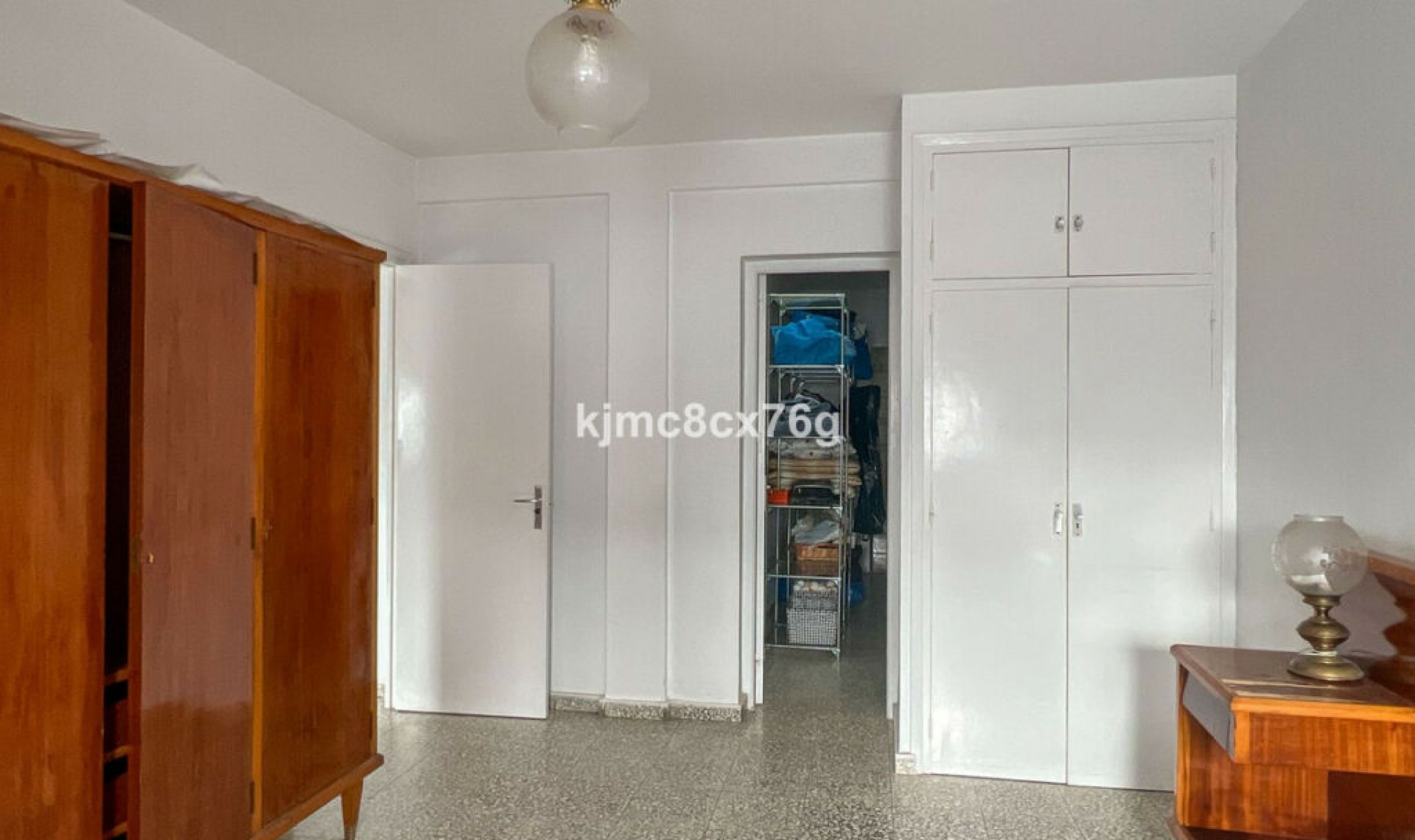 Resale - House -
Marbella