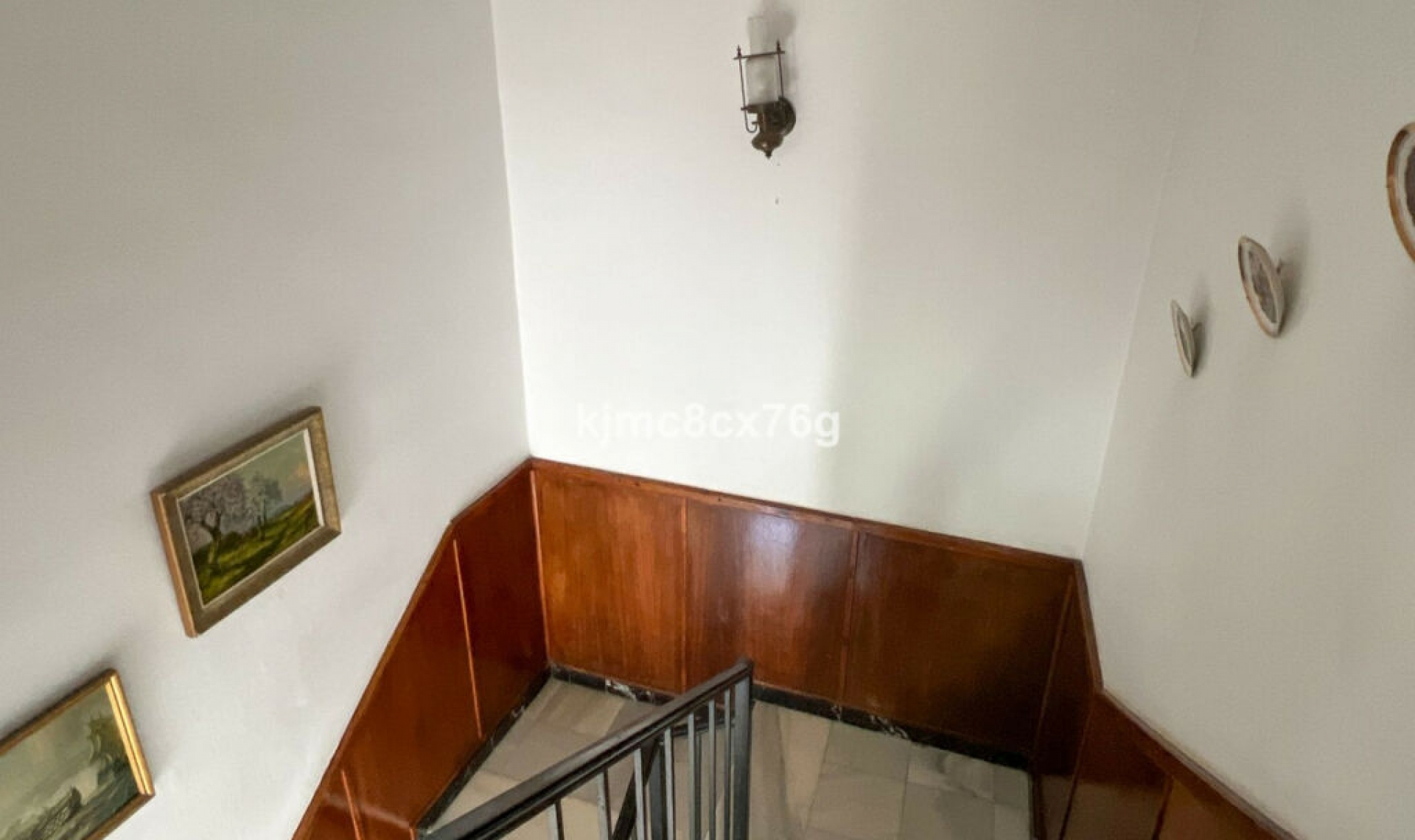 Resale - House -
Marbella