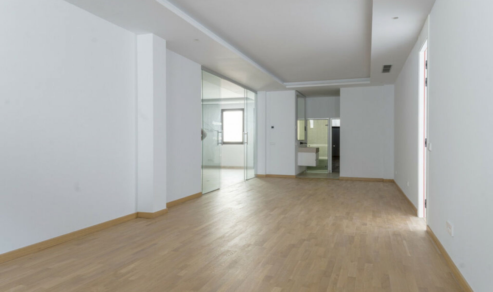 Resale - House -
Marbella