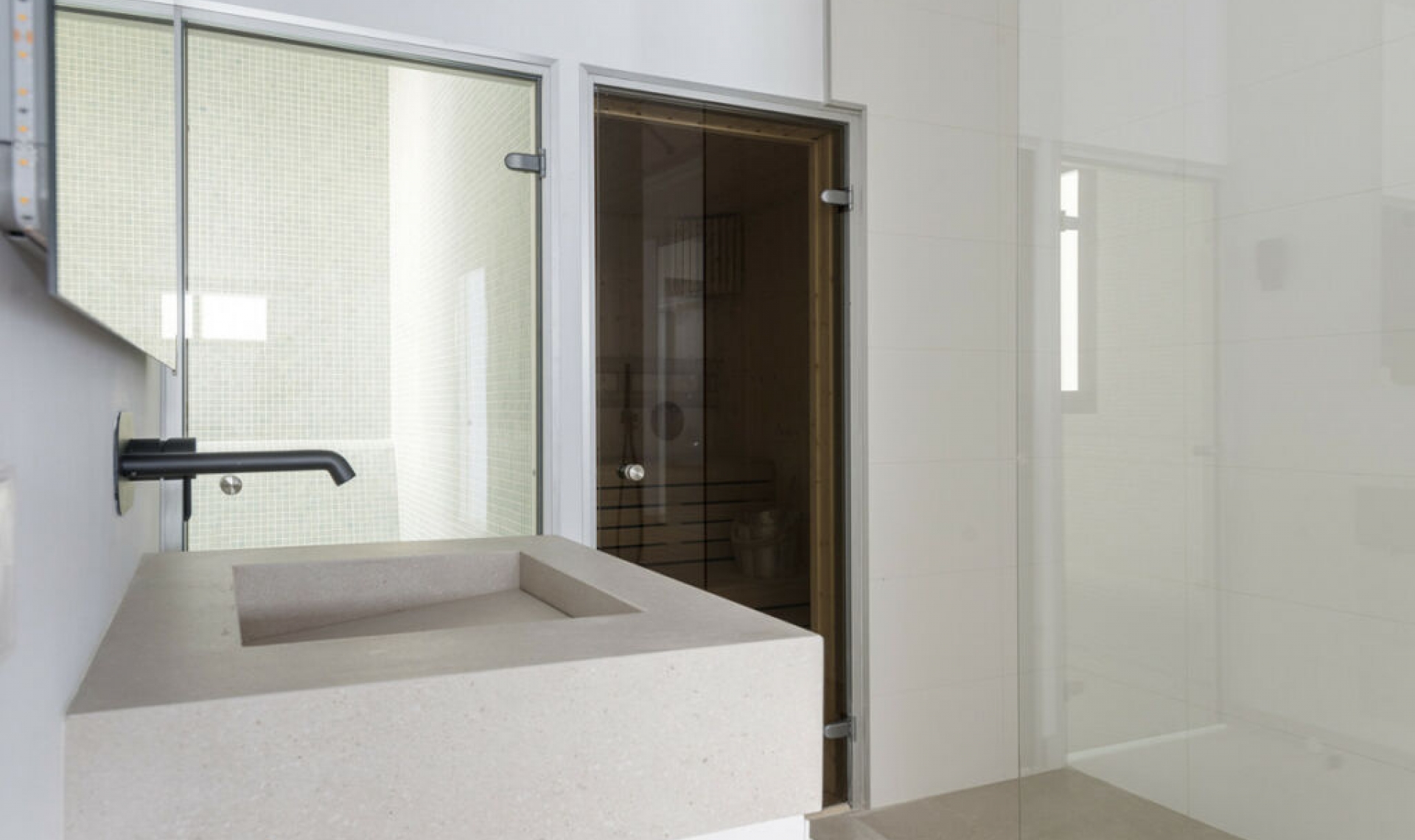 Resale - House -
Marbella