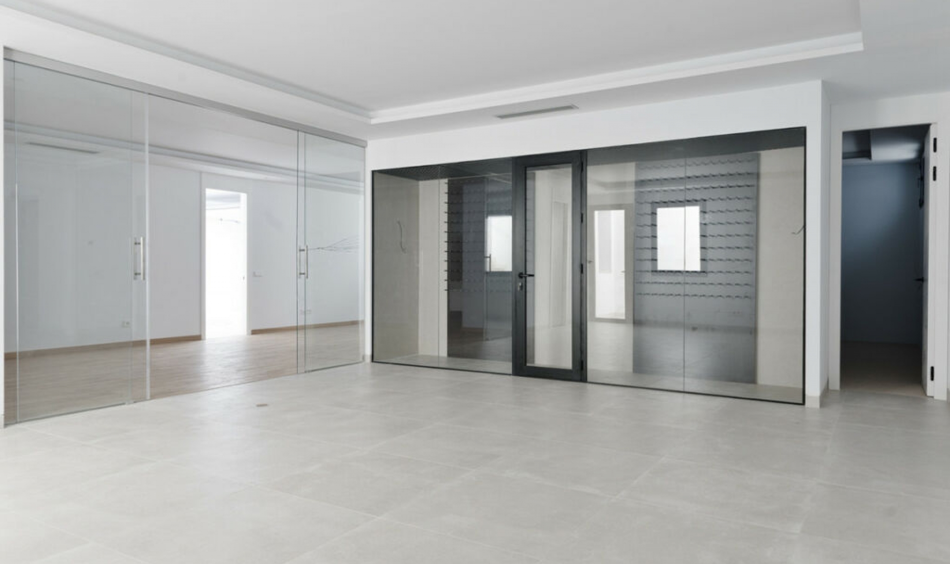 Resale - House -
Marbella