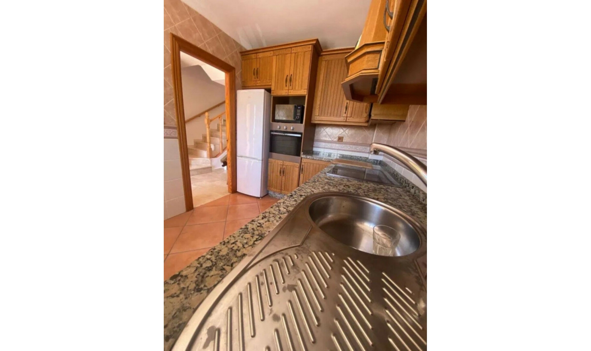 Resale - House -
Marbella