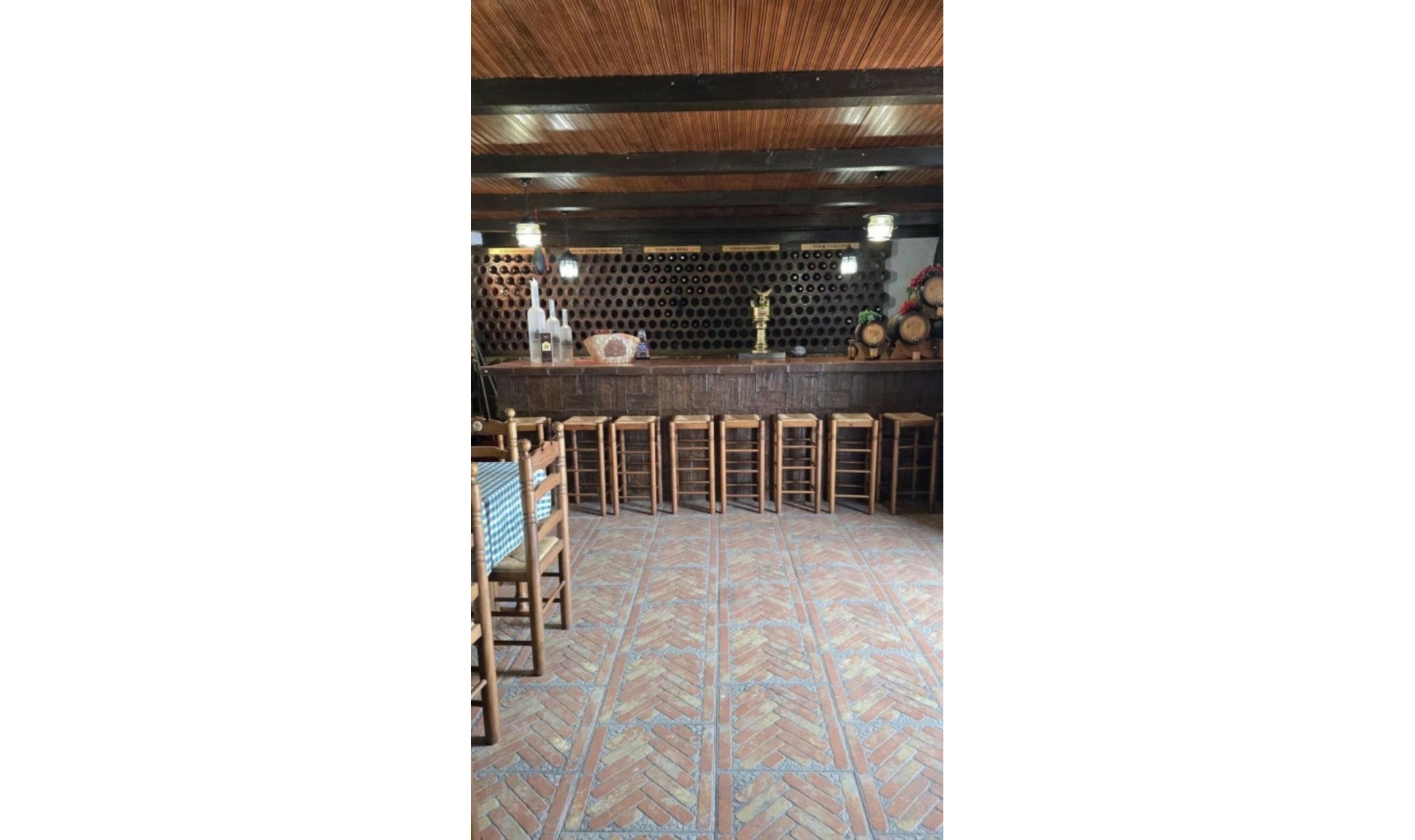 Resale - House -
Marbella