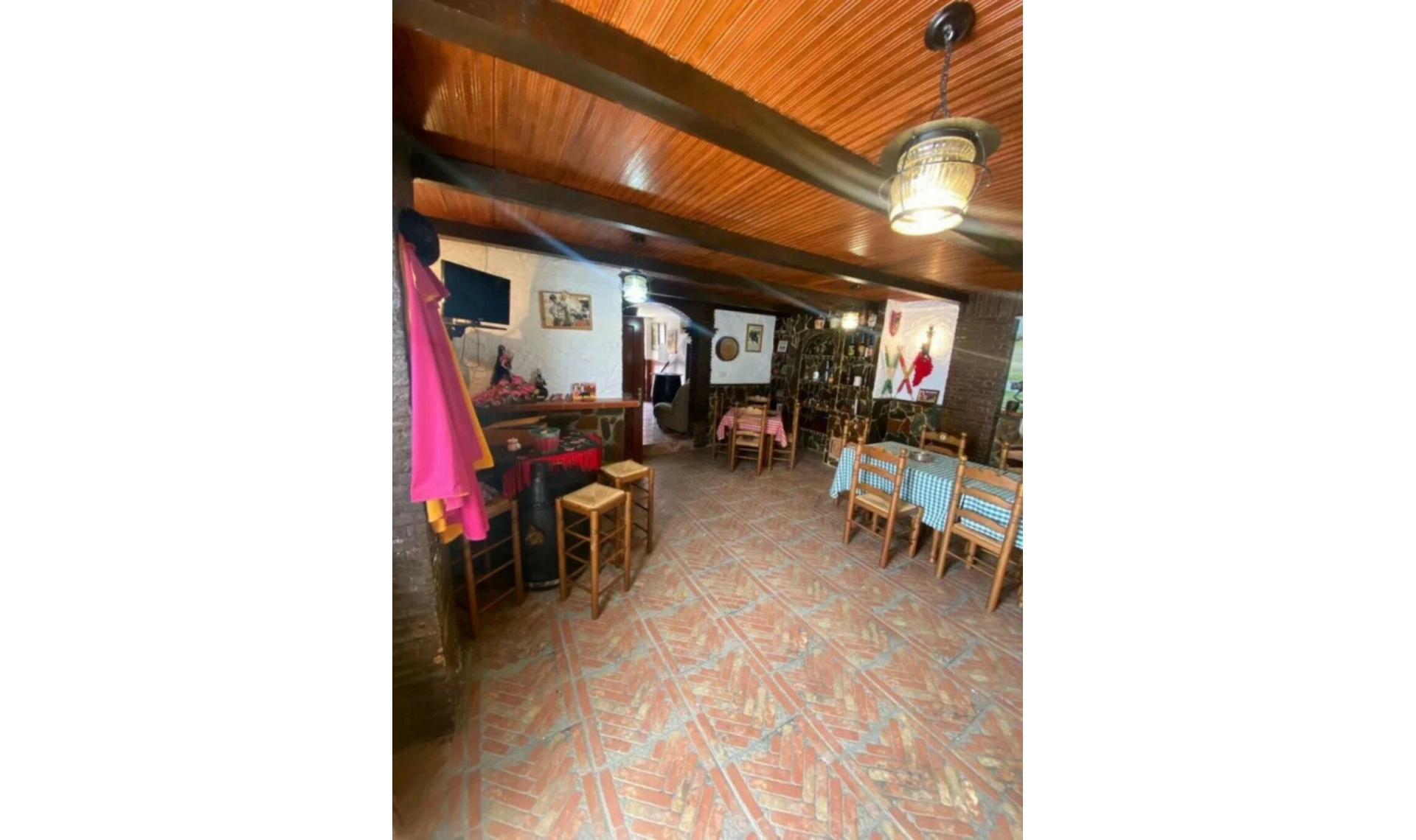 Resale - House -
Marbella