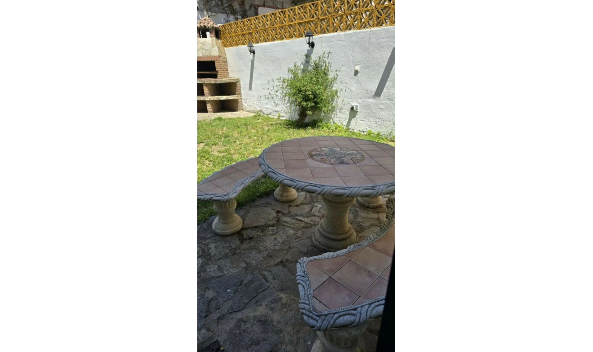 Resale - House -
Marbella