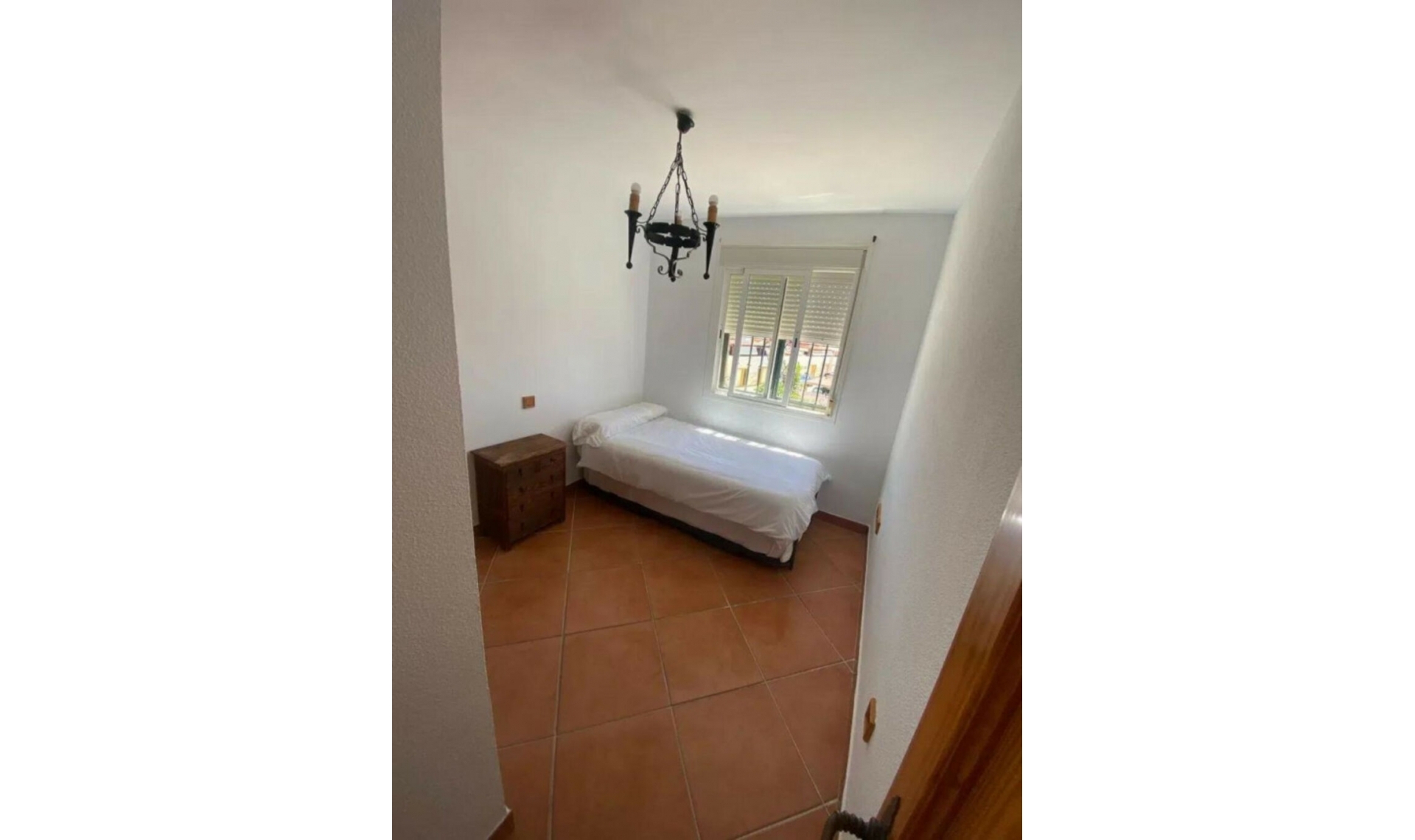 Resale - House -
Marbella