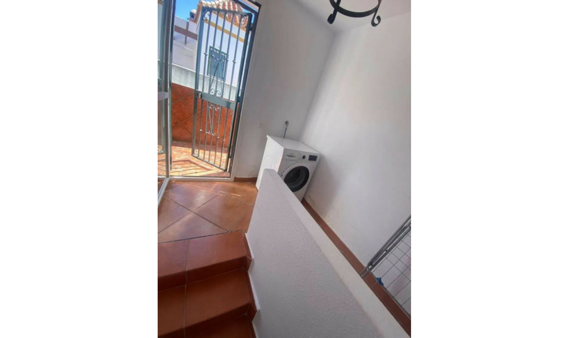 Resale - House -
Marbella