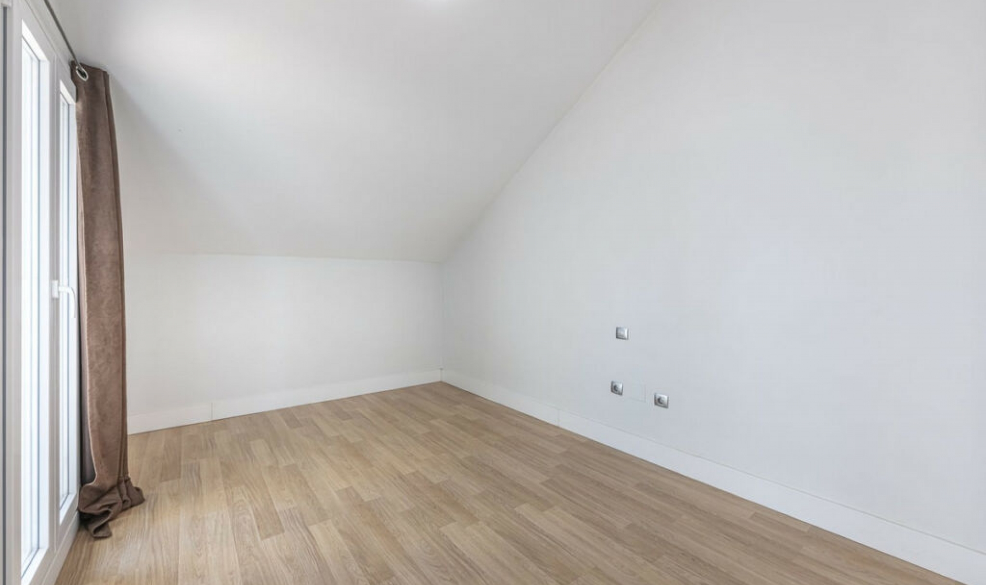 Resale - House -
Marbella