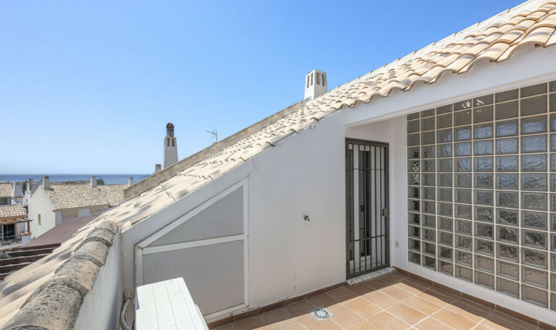 Resale - House -
Marbella