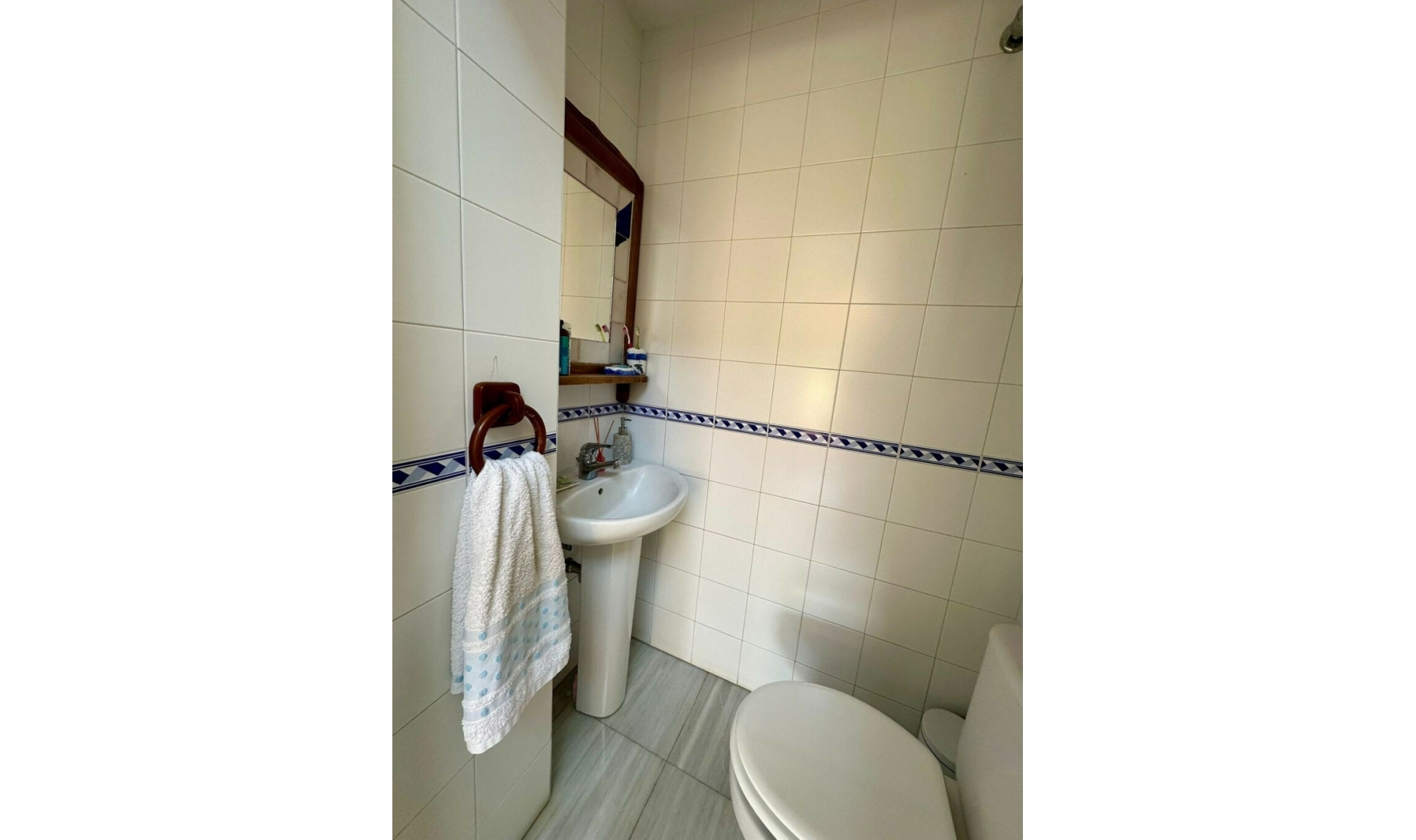 Resale - House -
Marbella