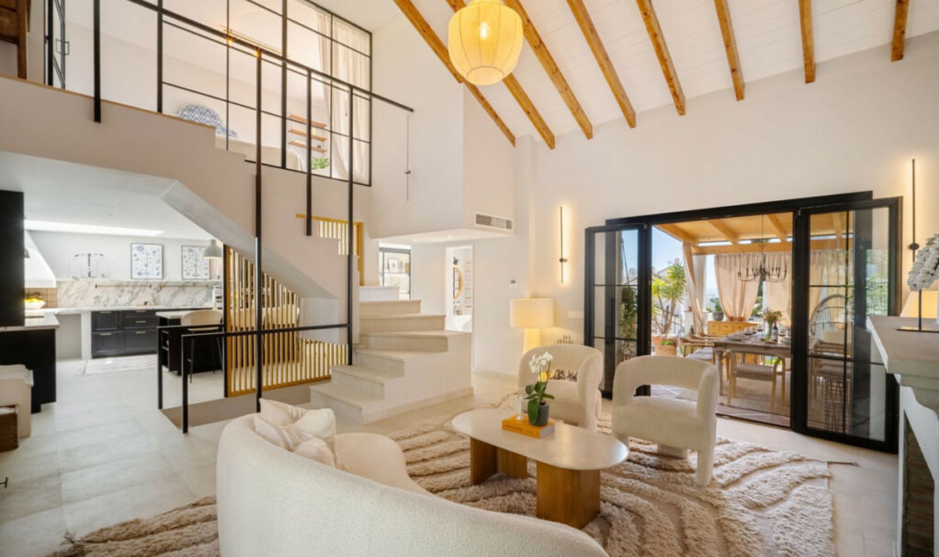 Resale - House -
Marbella