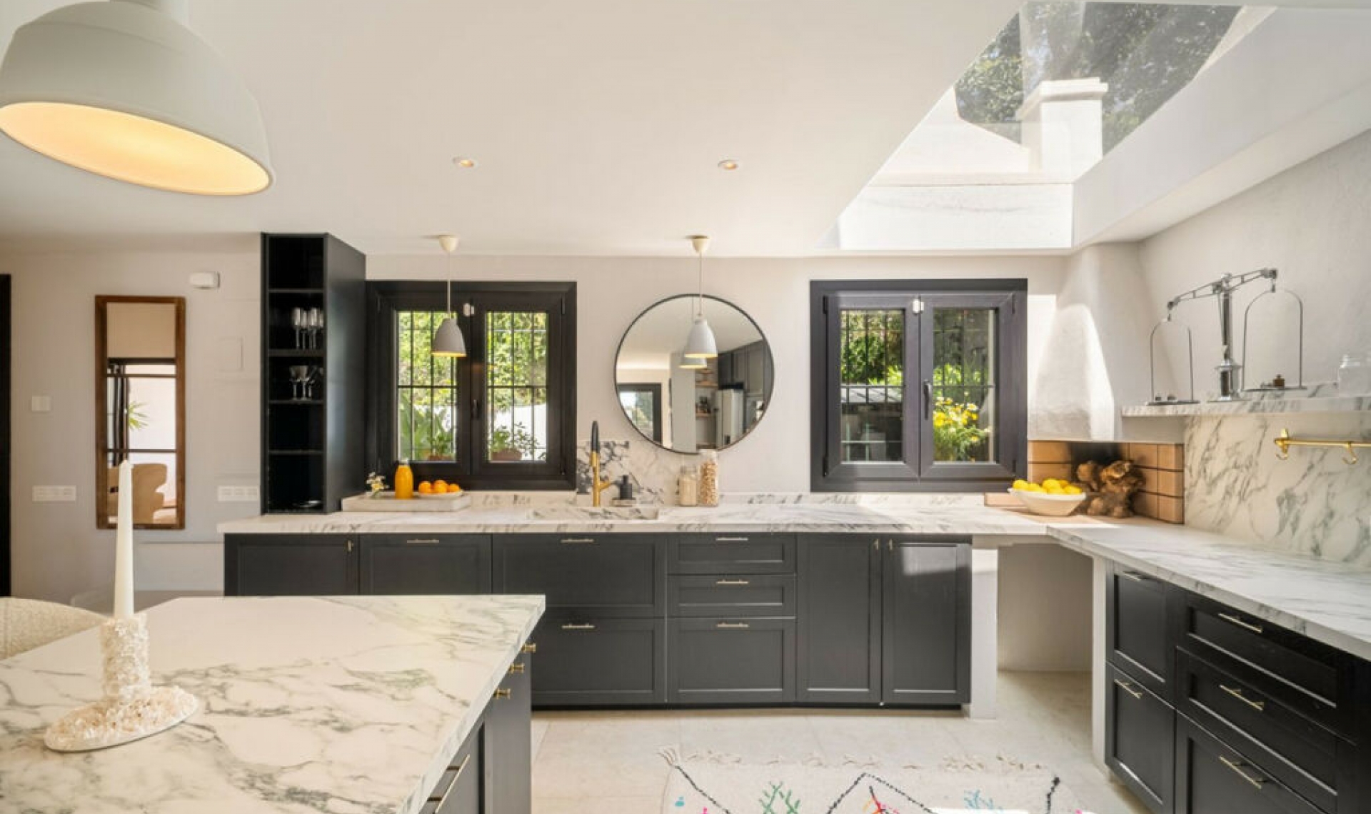 Resale - House -
Marbella