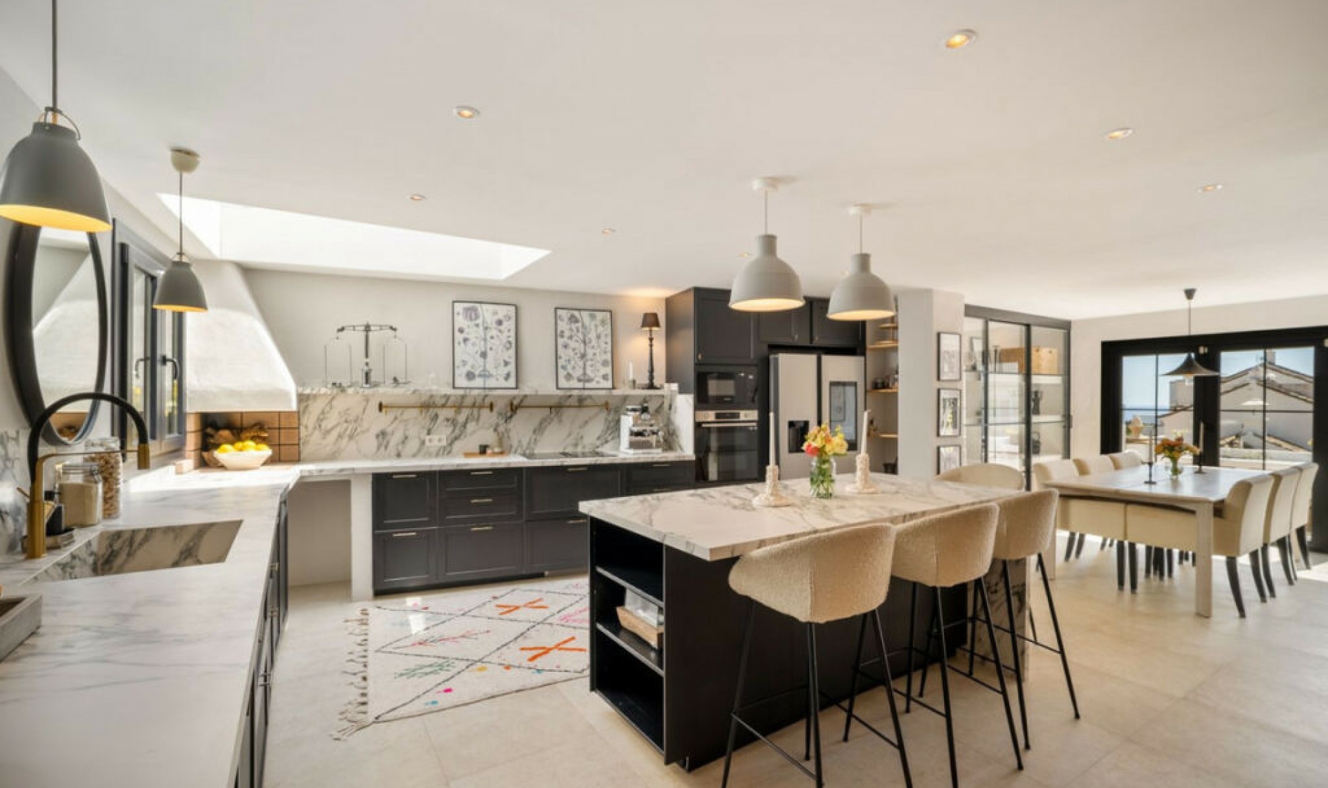 Resale - House -
Marbella