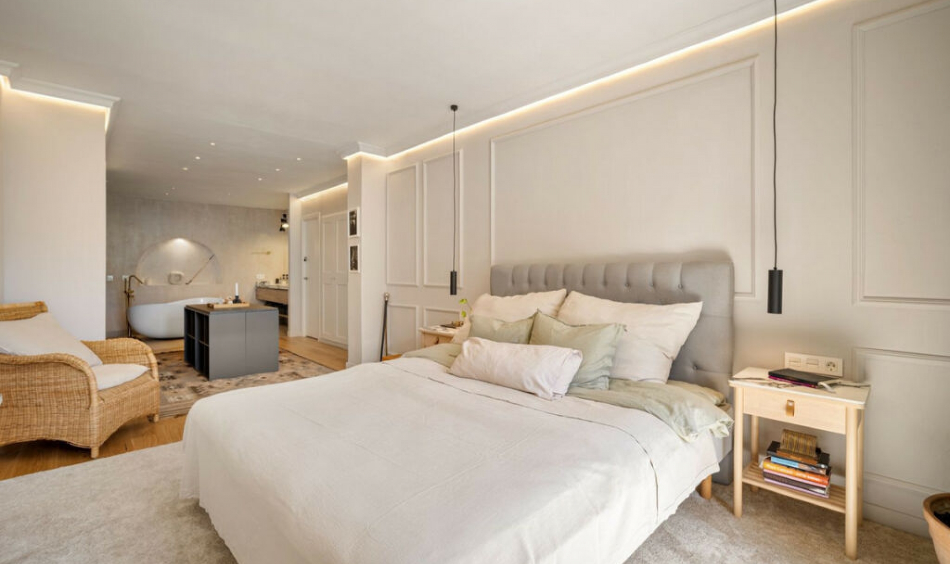 Resale - House -
Marbella