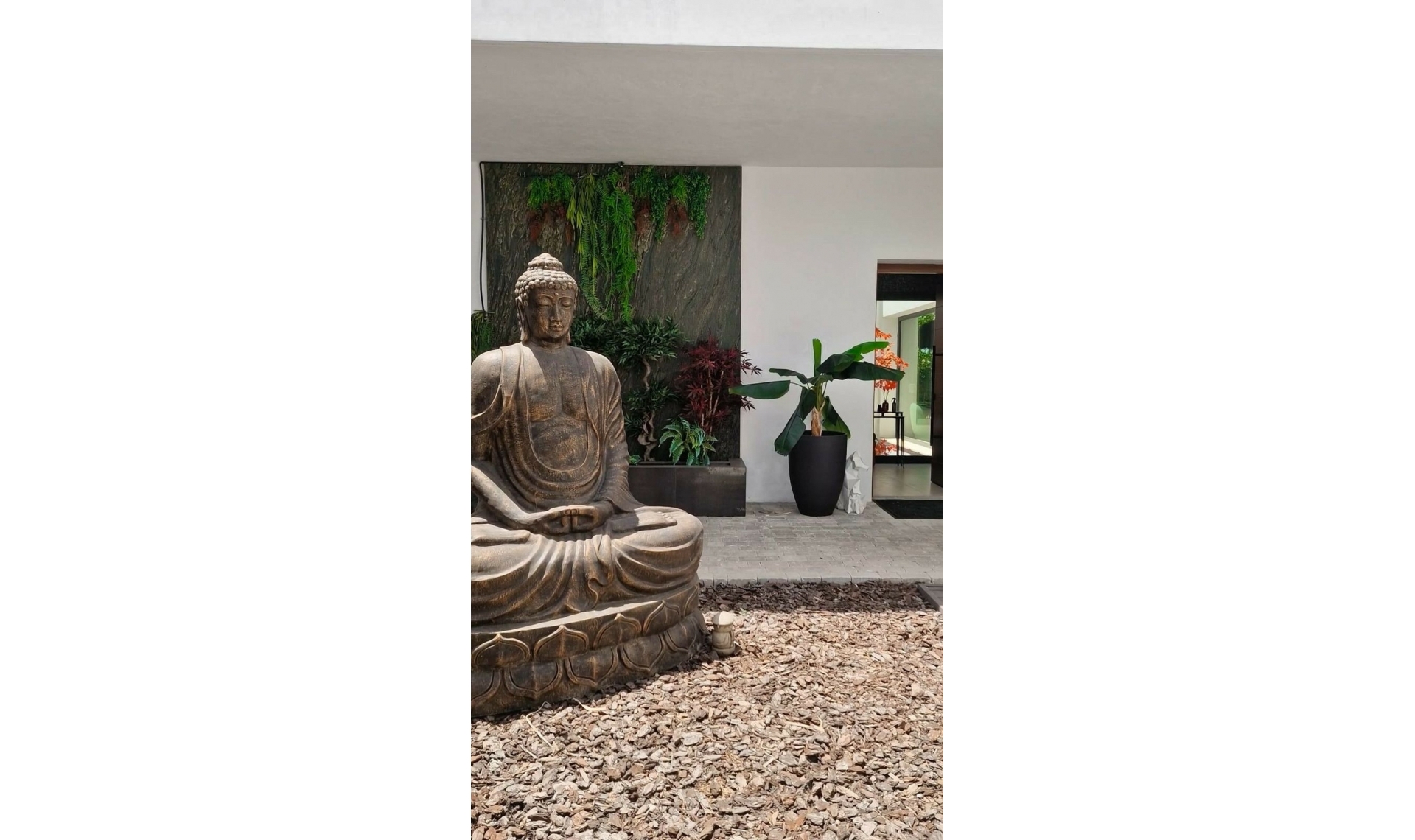 Resale - House -
Marbella