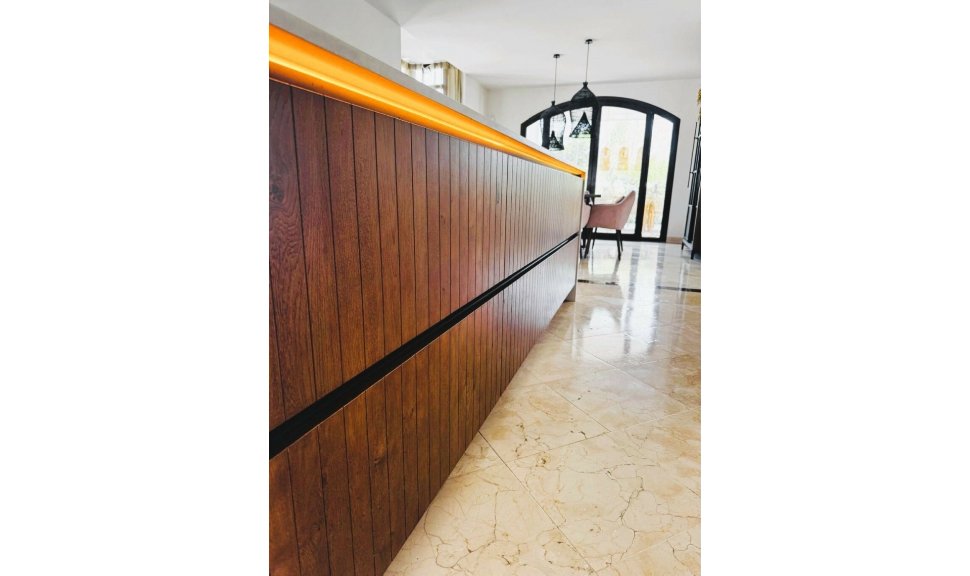 Resale - House -
Marbella