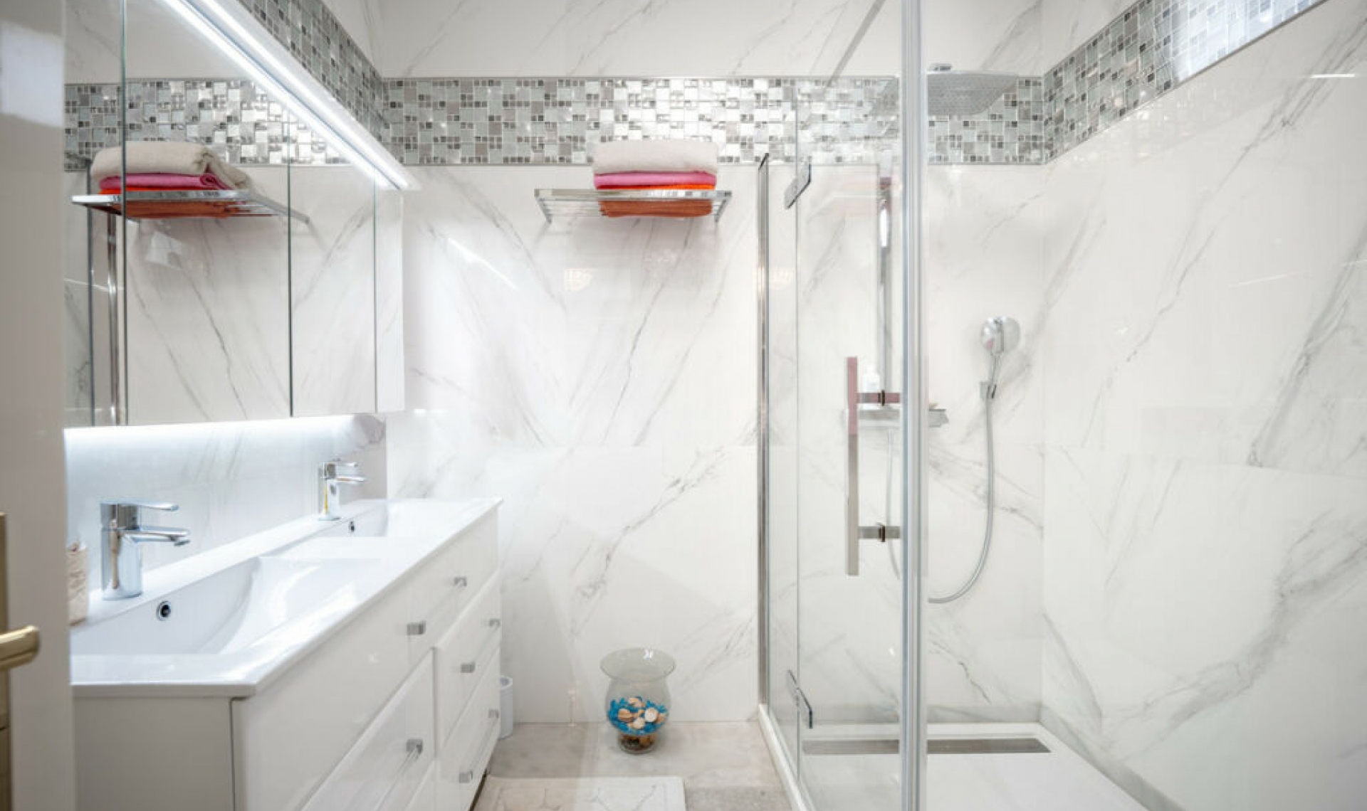 Resale - House -
Marbella