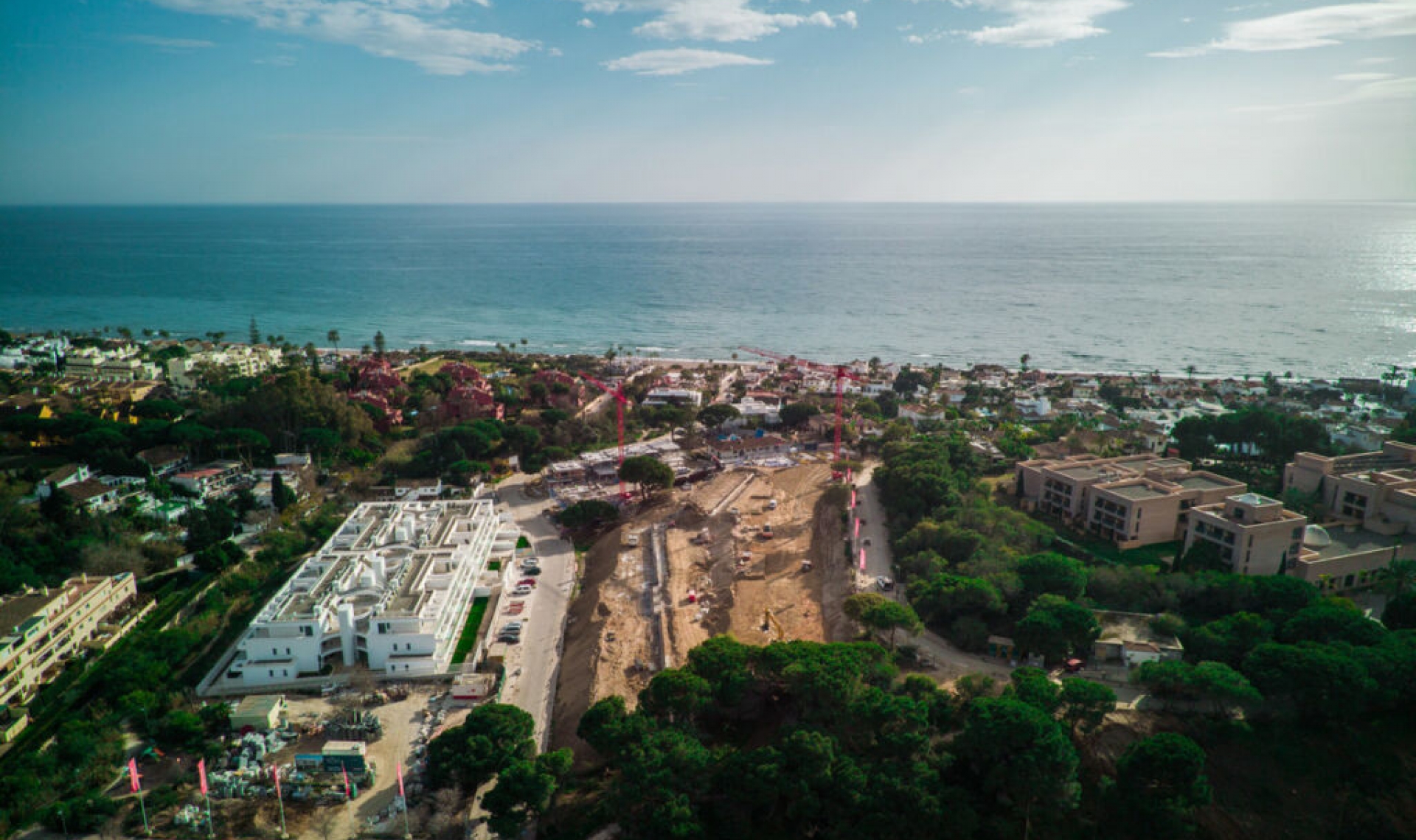 Resale - House -
Marbella