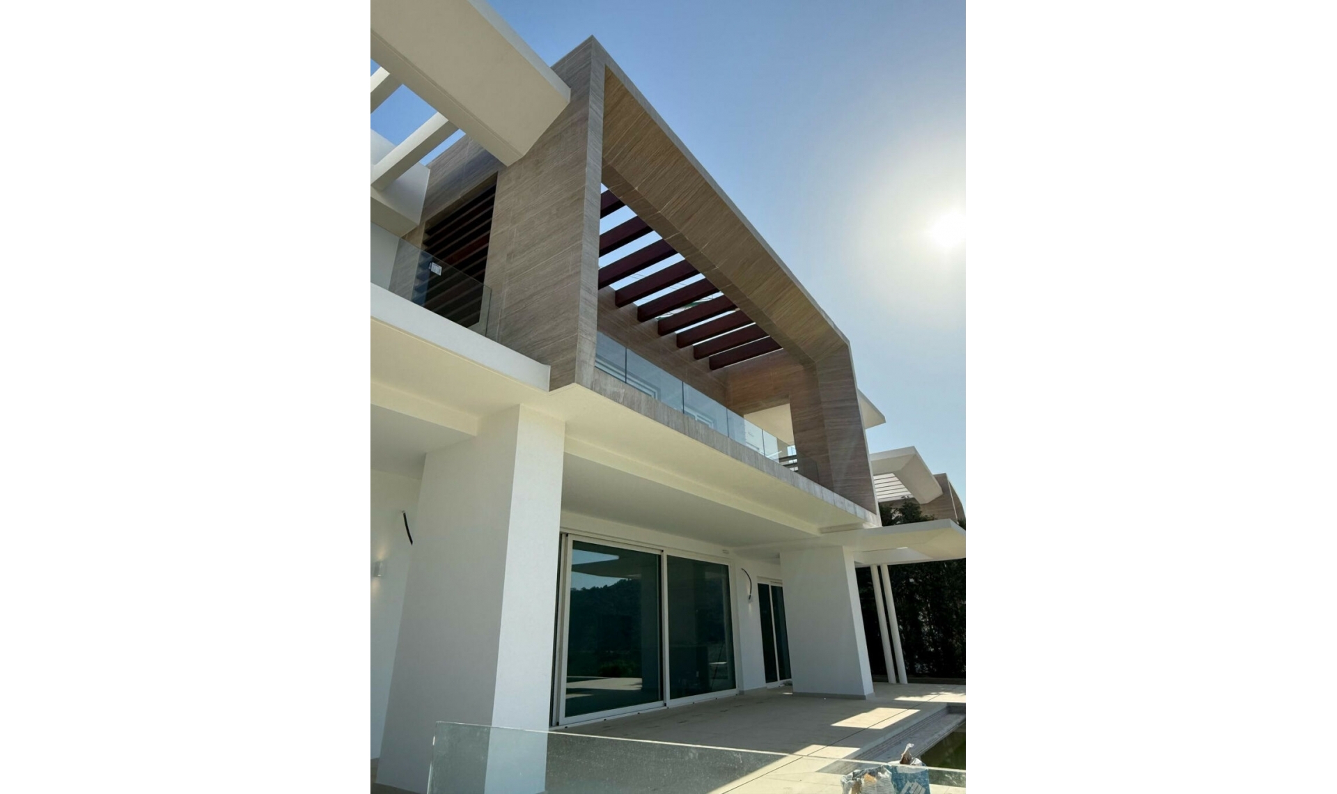 Resale - House -
Marbella