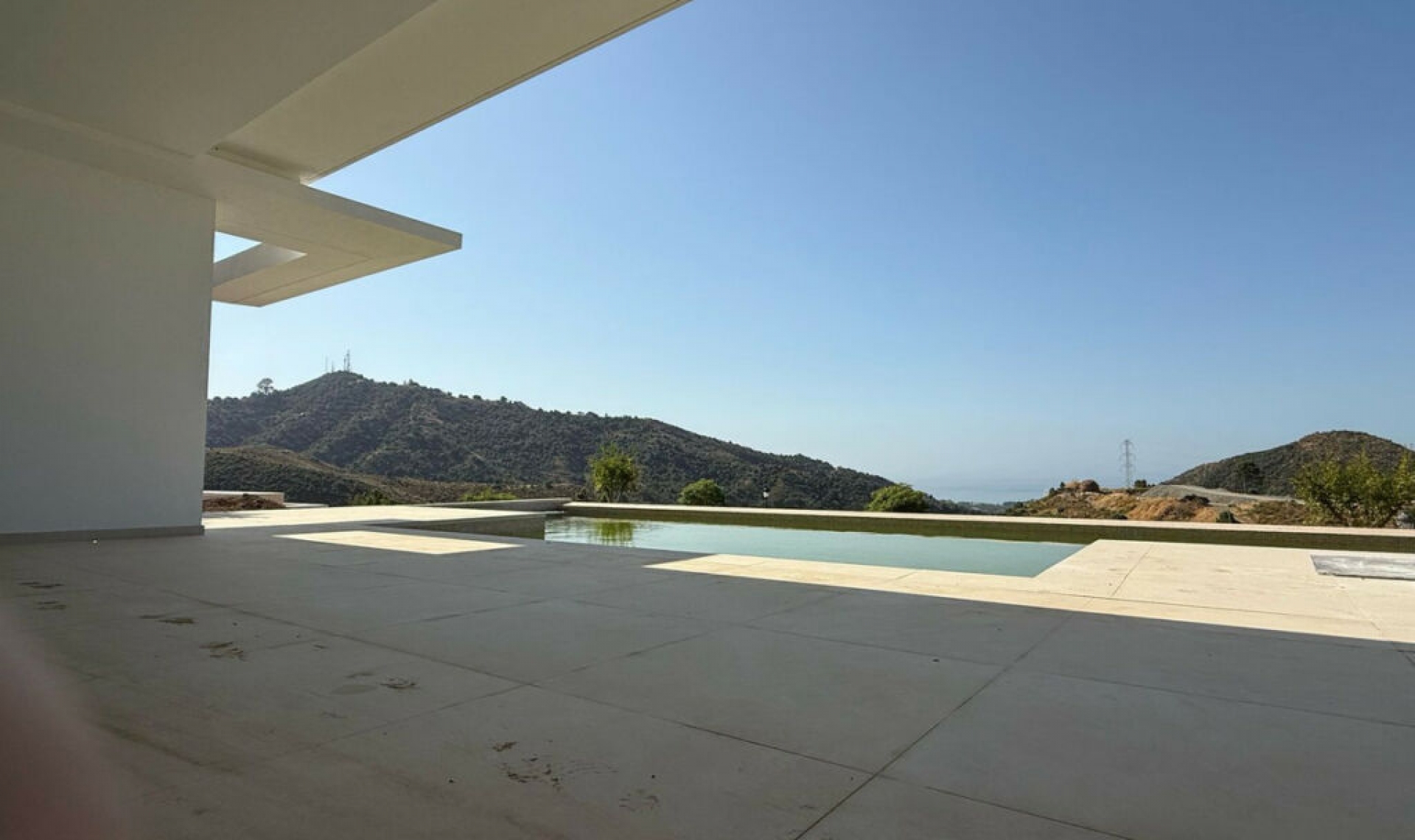 Resale - House -
Marbella