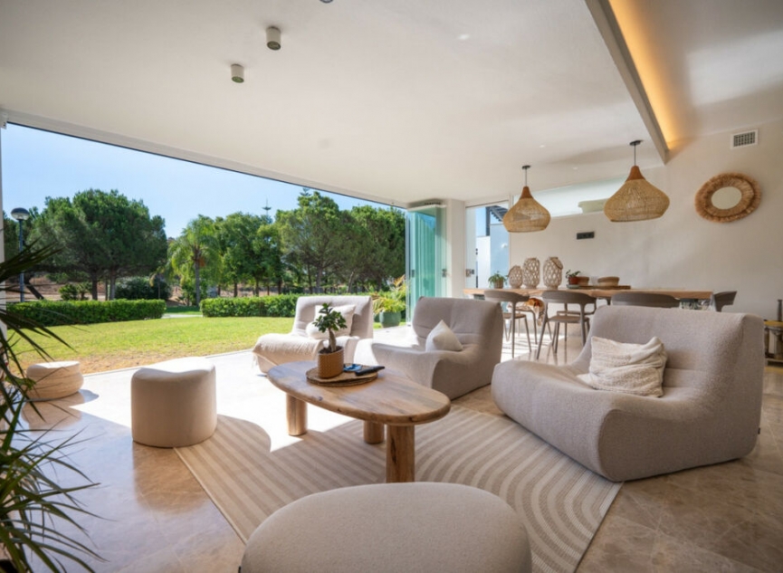 Resale - House -
Marbella