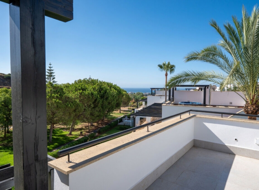 Resale - House -
Marbella