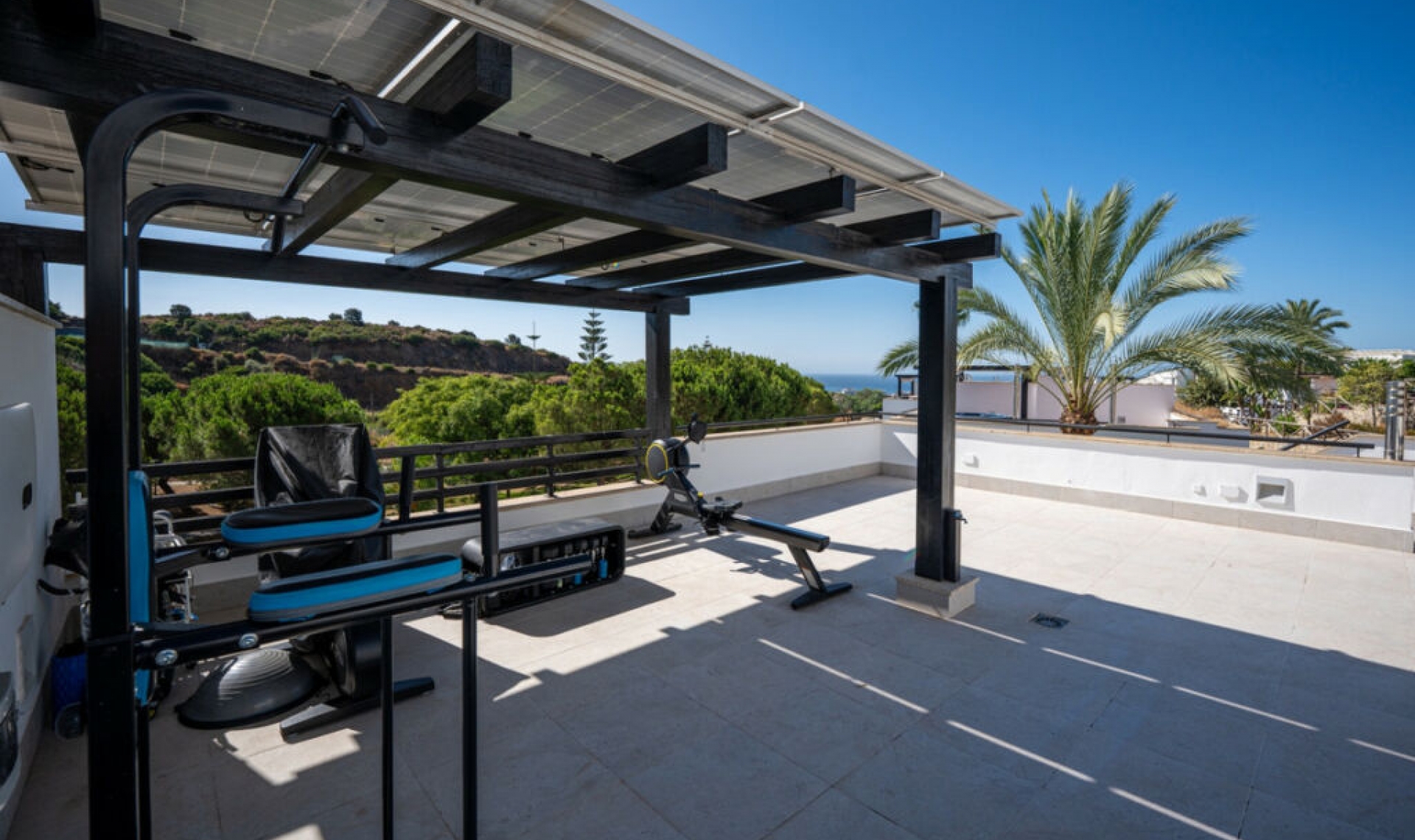 Resale - House -
Marbella